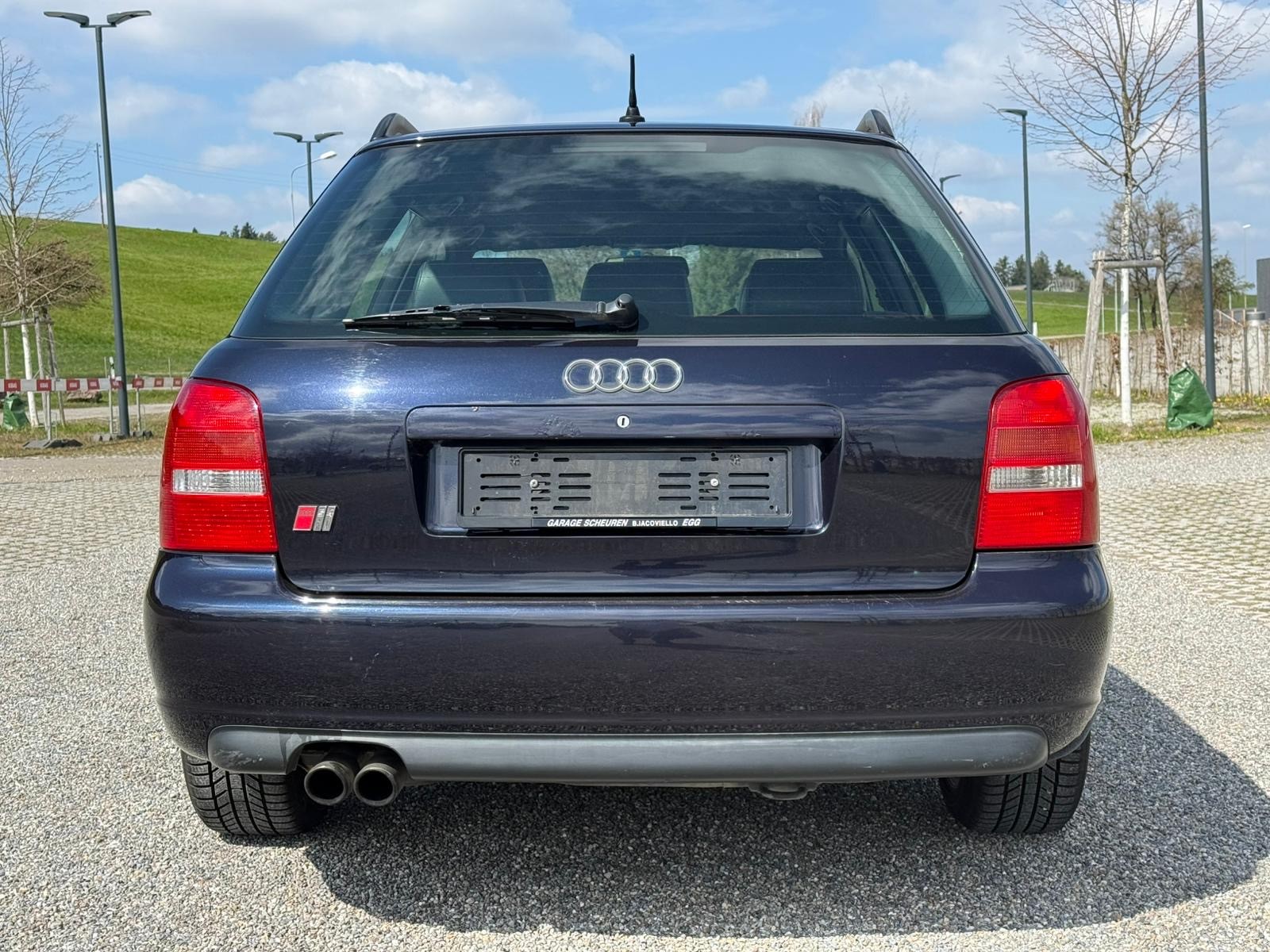 AUDI S4 Avant quattro-image-3