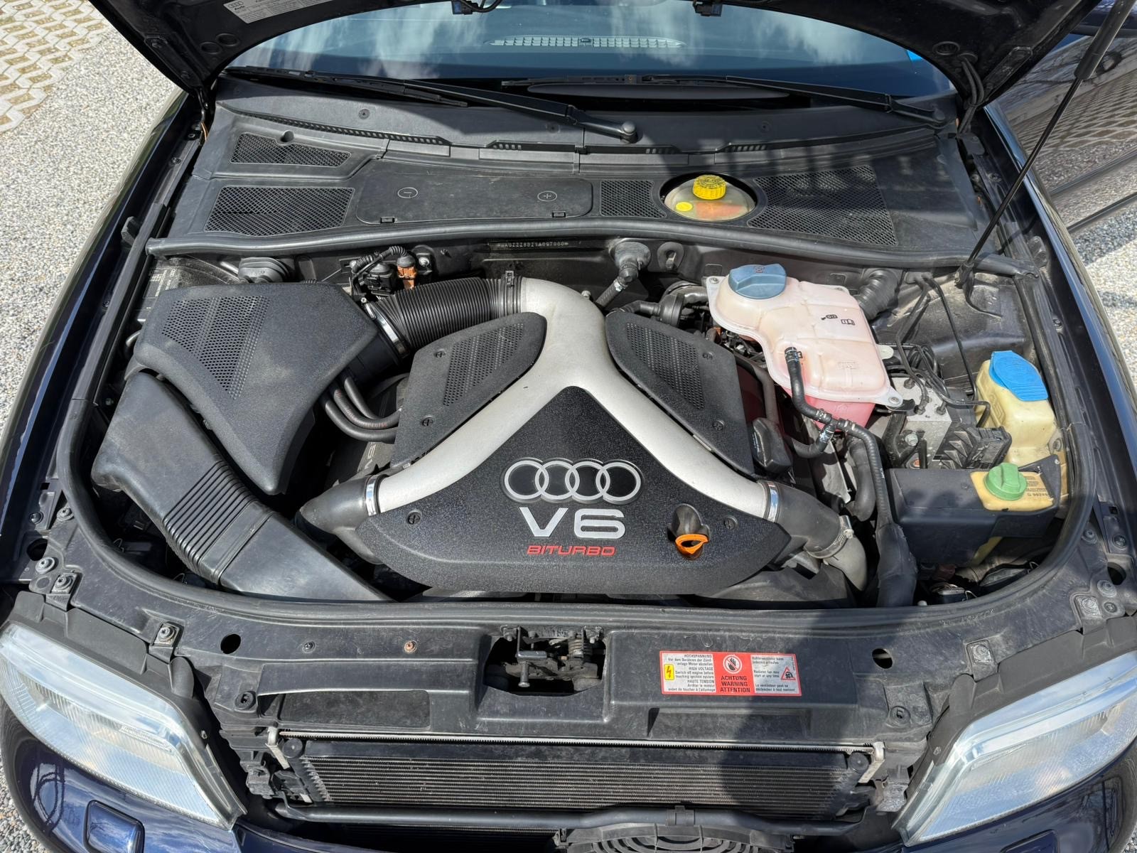 AUDI S4 Avant quattro-image-11