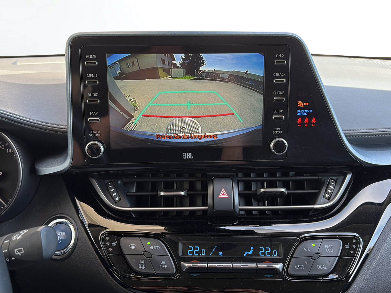 TOYOTA C-HR 1.8 HSD CVT Trend-image-11