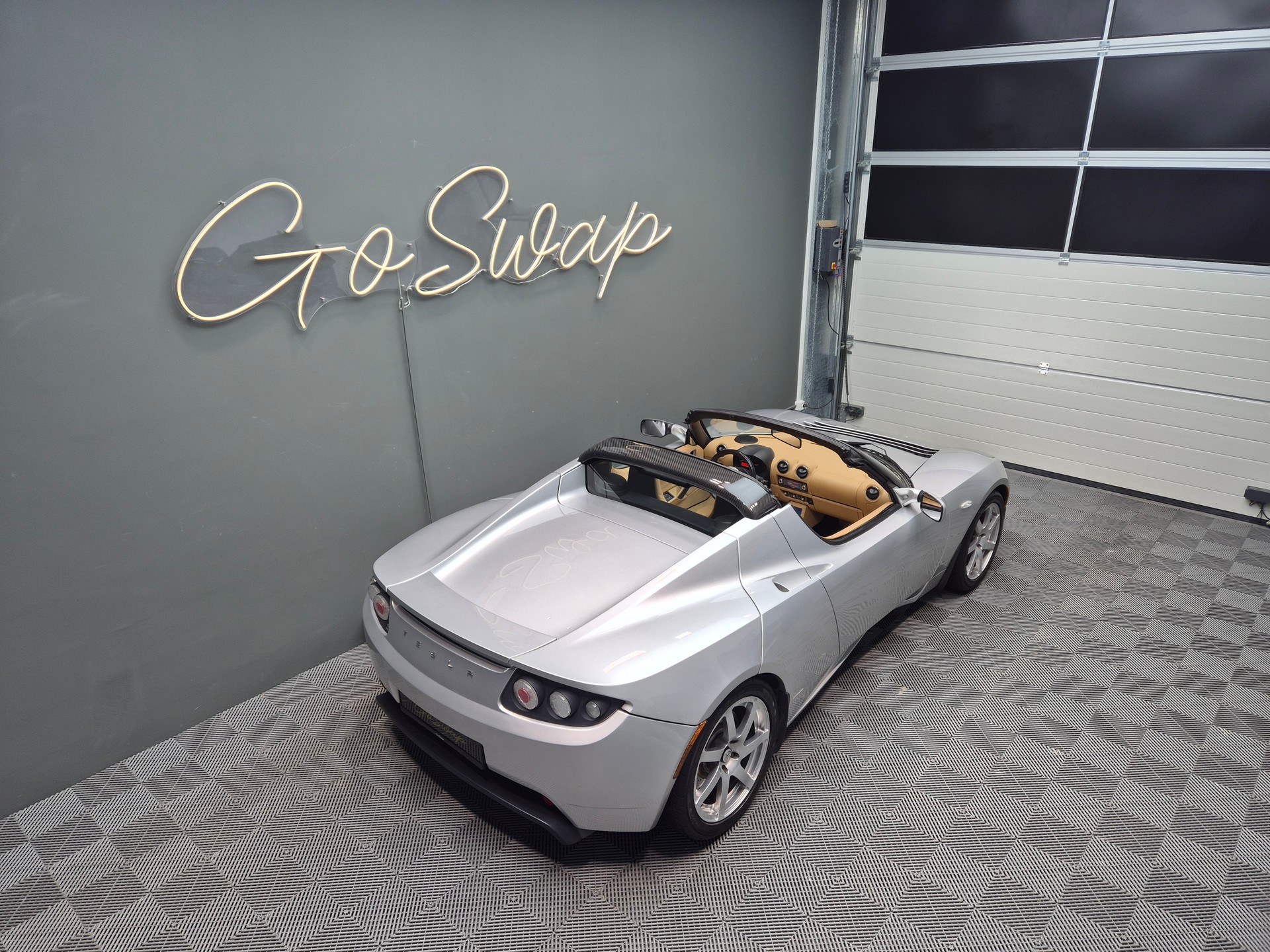 TESLA Signature 169/250 - Battery Upgrade 80kWh-showroom-element-2