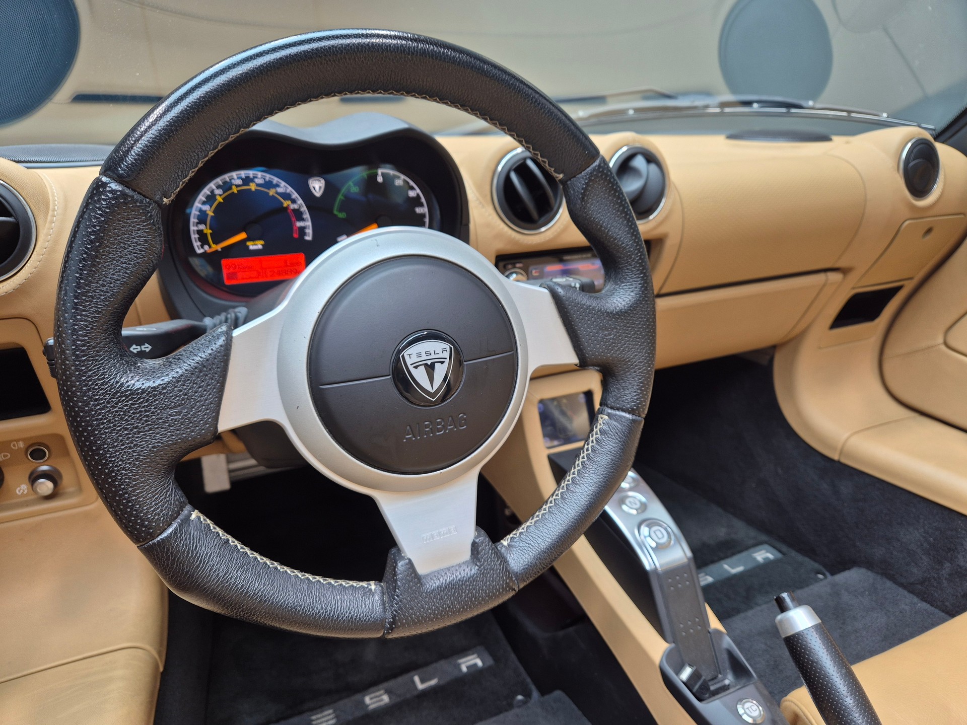 TESLA Signature 169/250 - Battery Upgrade 80kWh-image-15