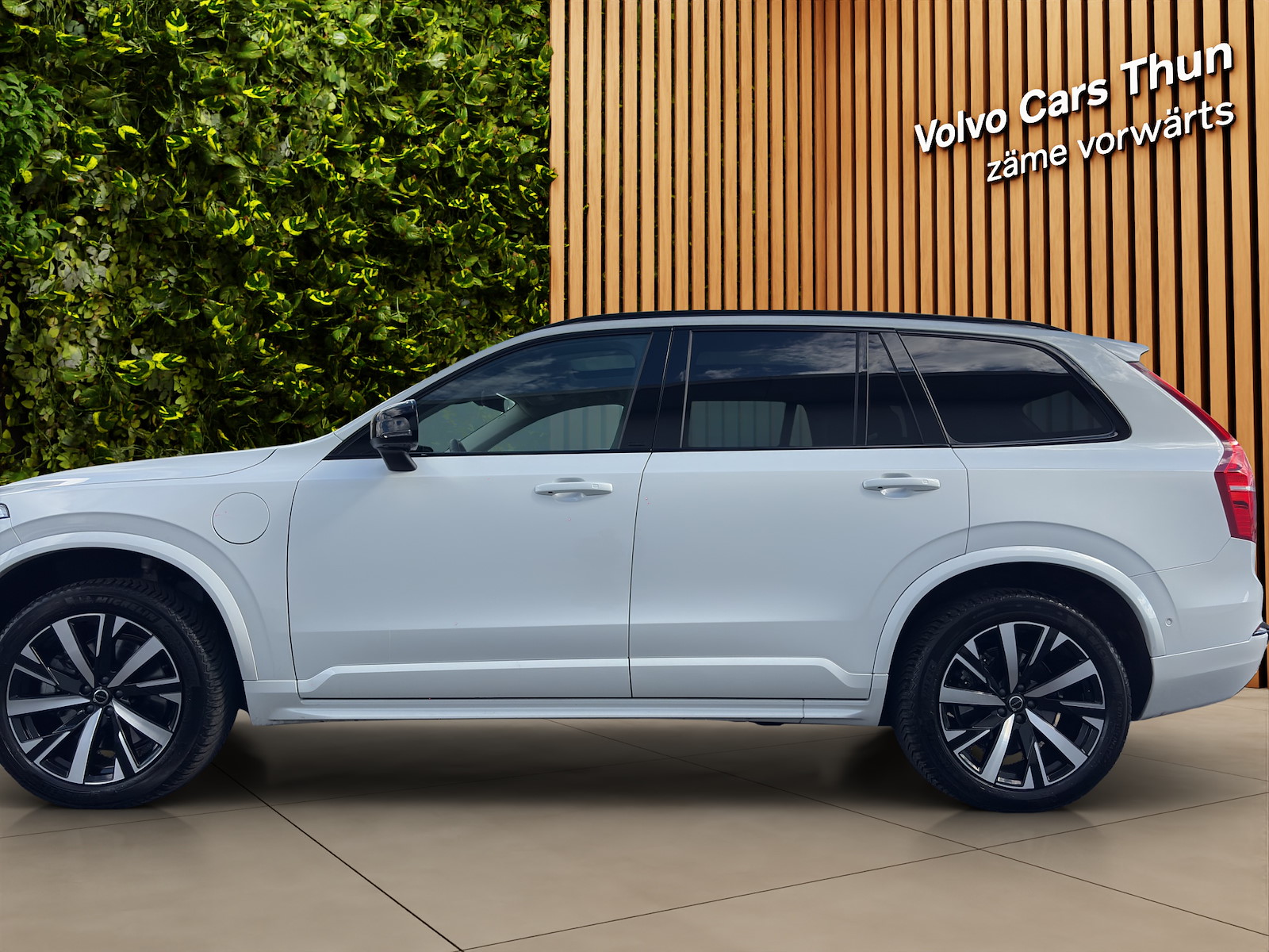 VOLVO XC90 2.0 T8 TE Plus Dark 7P. eAWD-image-4