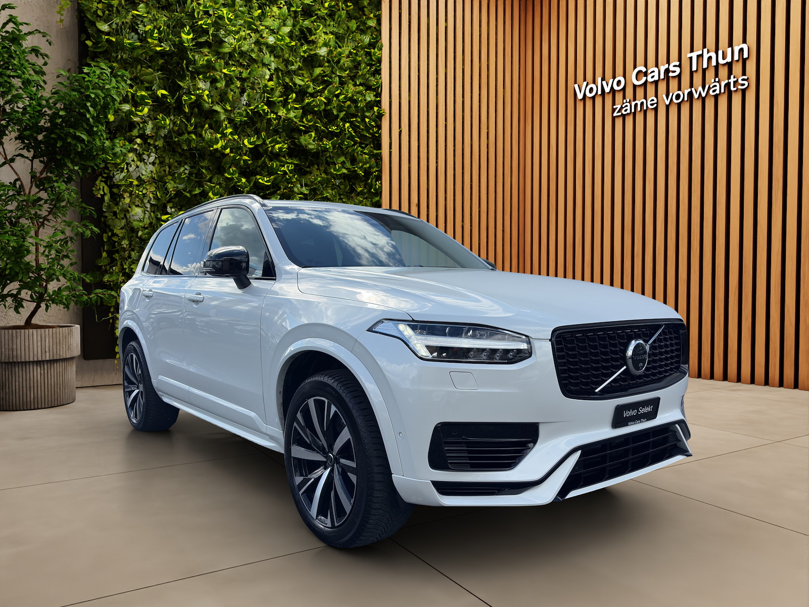VOLVO XC90 2.0 T8 TE Plus Dark 7P. eAWD-showroom-element-2
