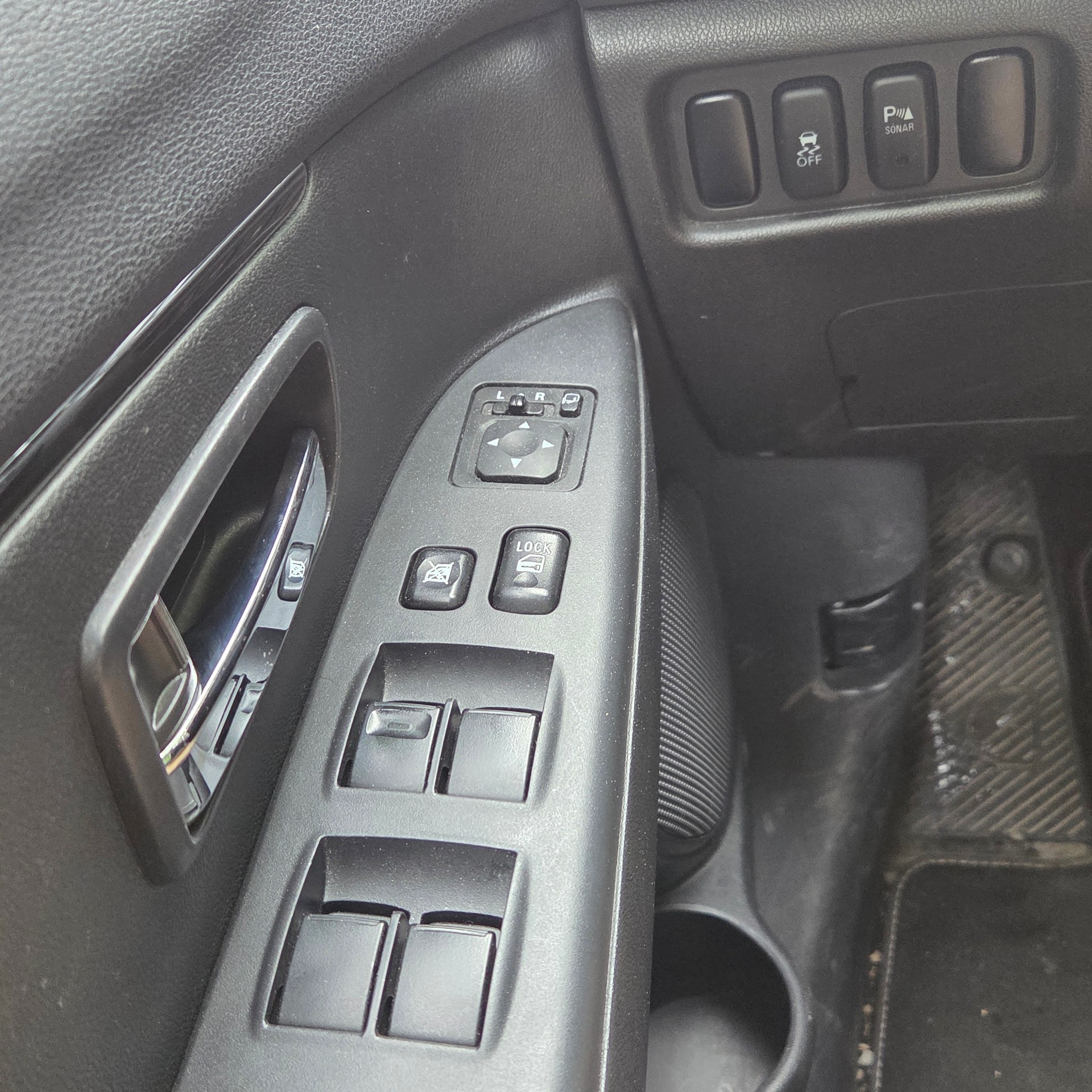 MITSUBISHI ASX 2.2 DID Intense 4WD Automatic-image-15