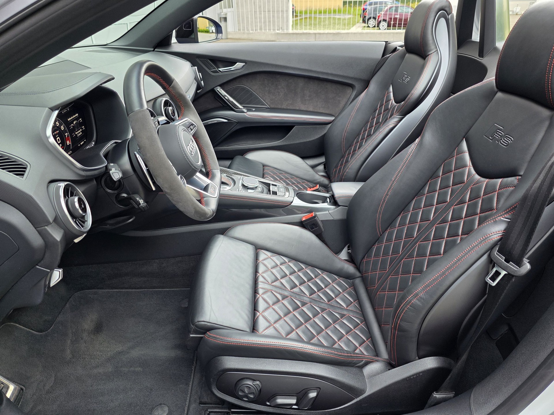 AUDI TT RS Roadster 2.5 TFSI quattro | ohne OPF-image-22