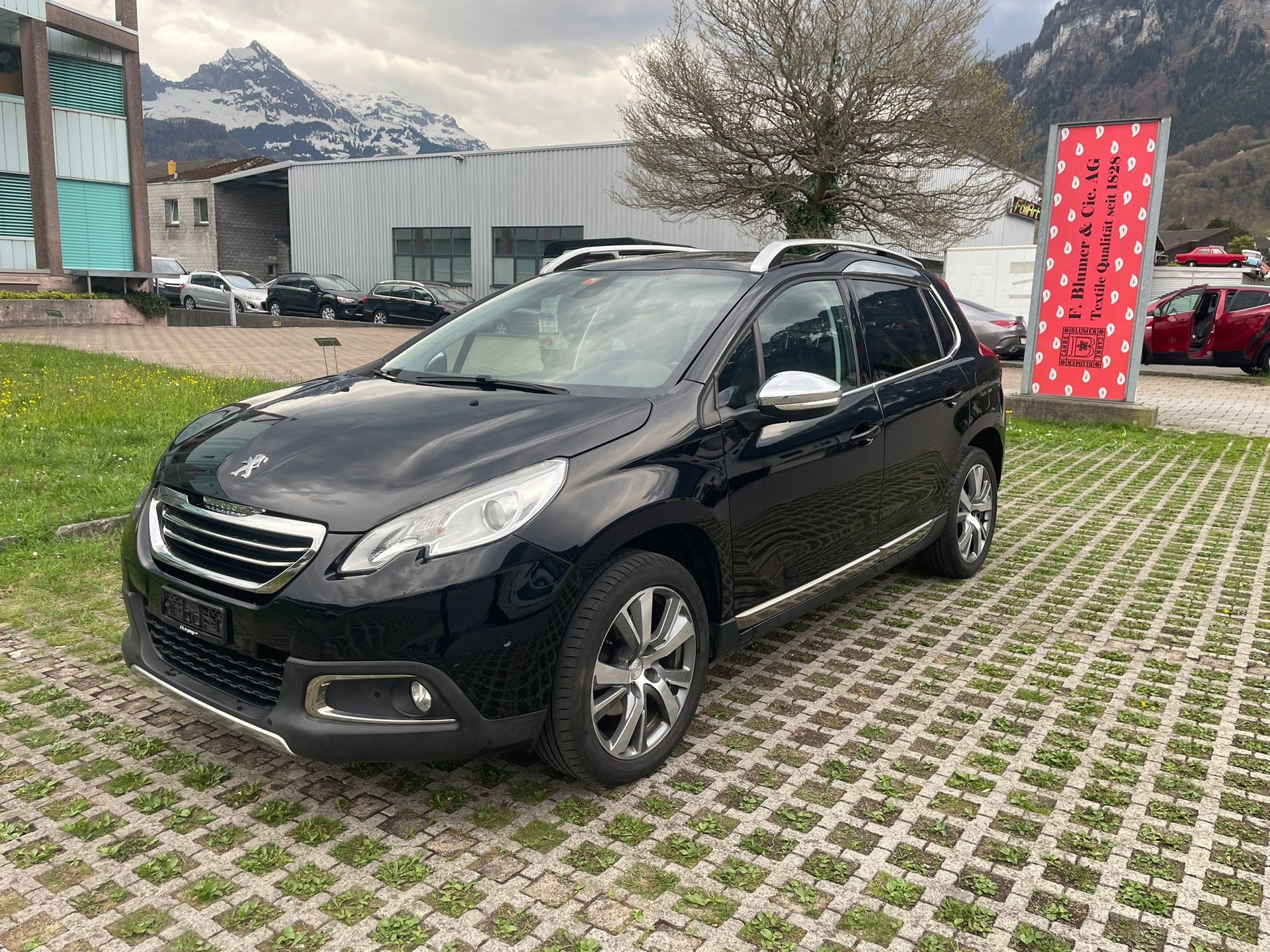 PEUGEOT 2008 1.2 PureTech Active