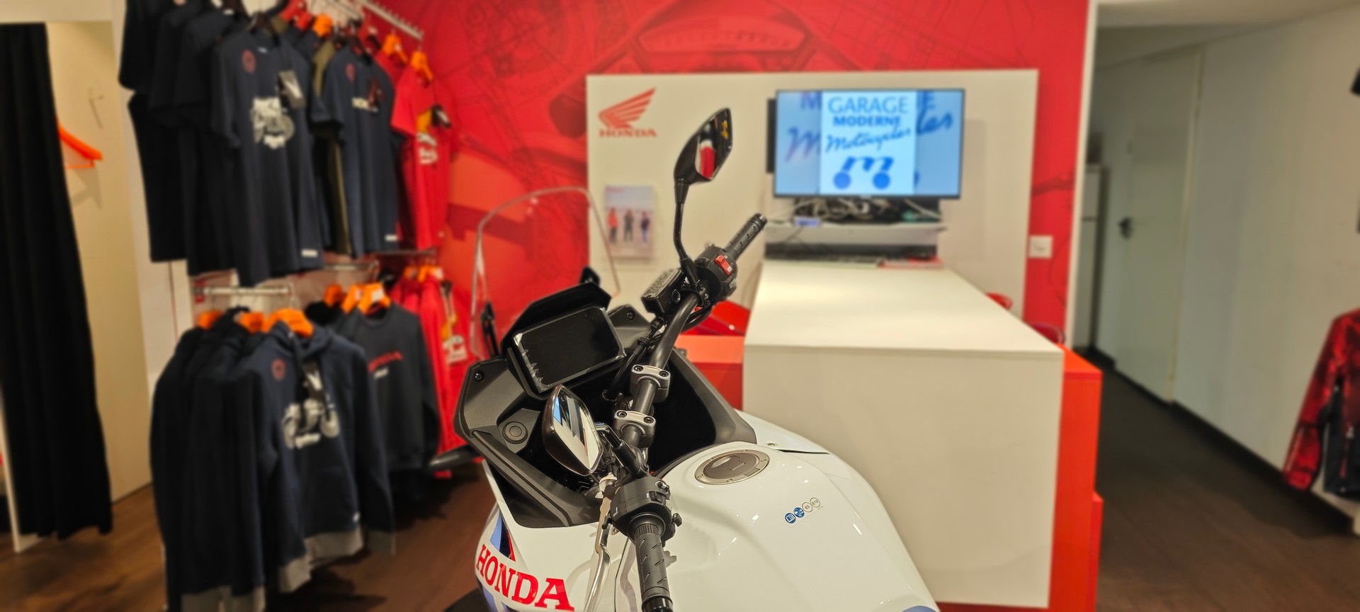 HONDA XL 750 Transalp E-Clutch-image-7