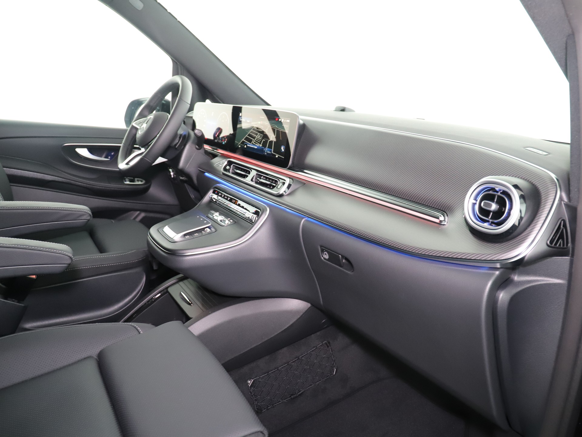 MERCEDES-BENZ V 300 d exl. Avantg. 9G-T-image-11