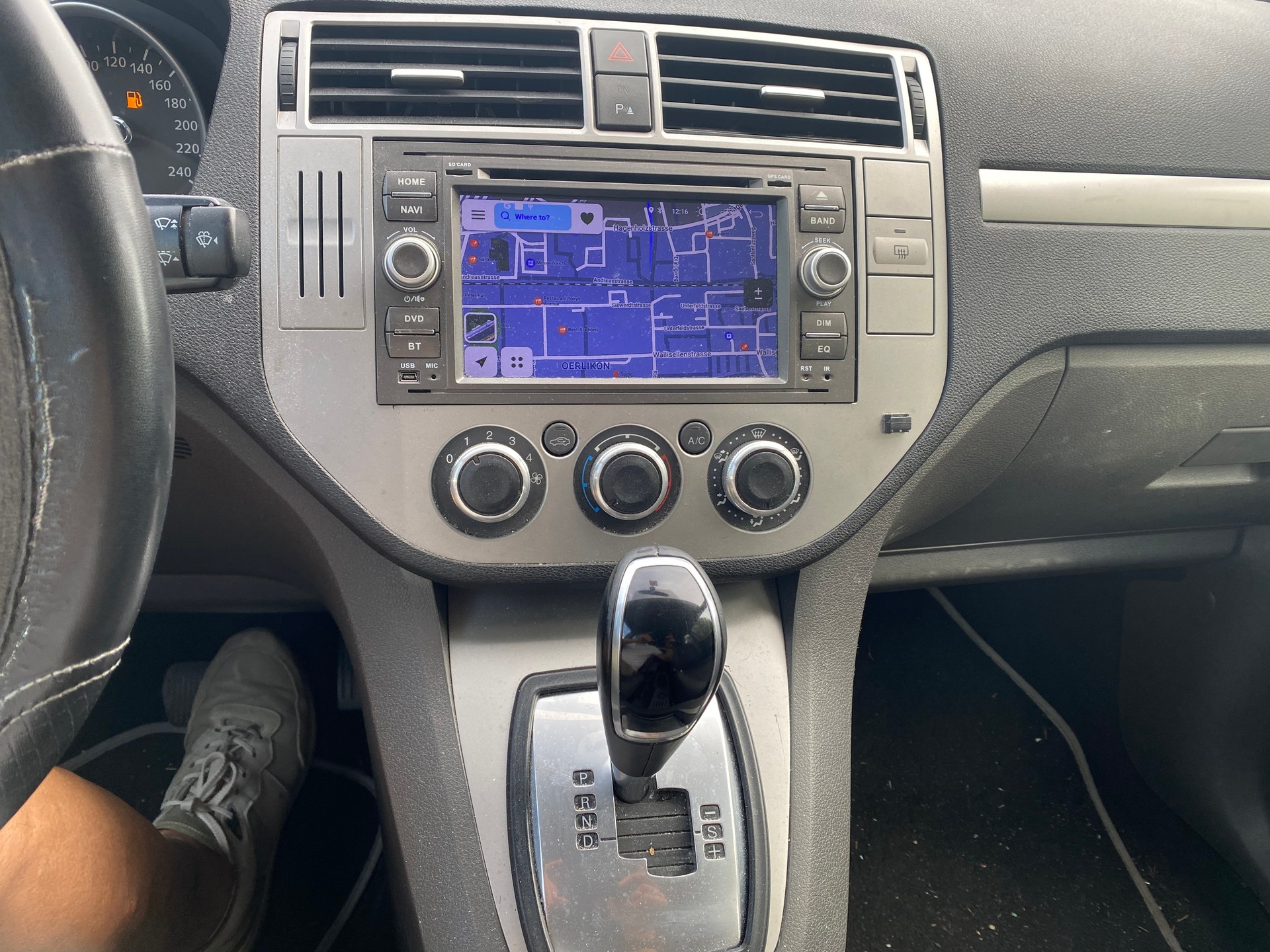 FORD C-Max 2.0 TDCi Titanium PowerShift-image-6