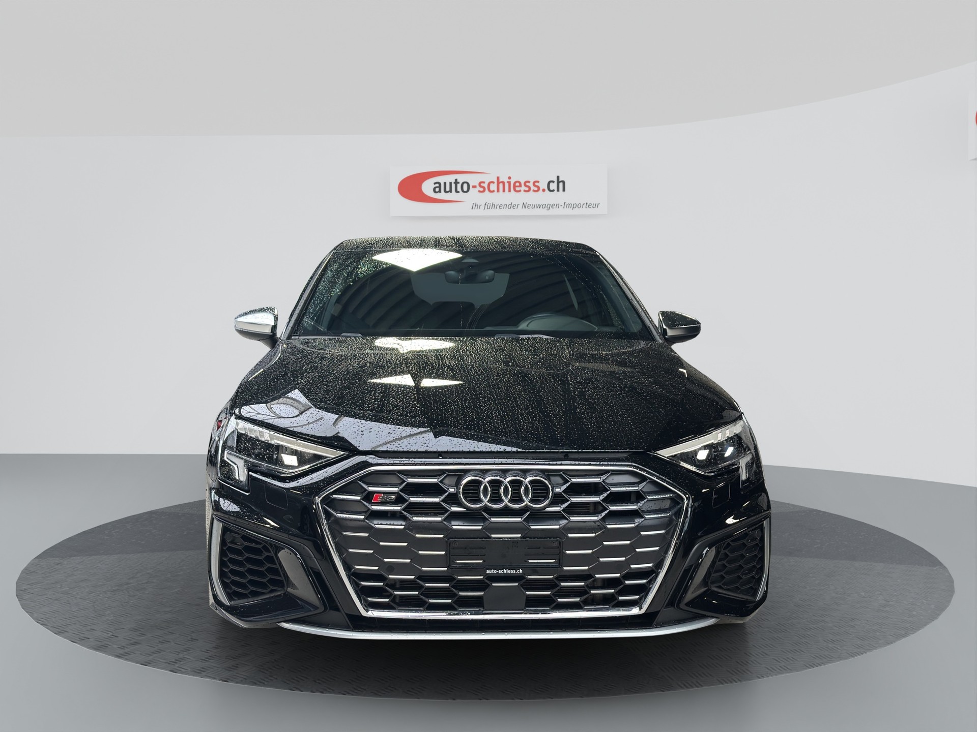 AUDI S3 2.0 TFSI quattro S-tronic-showroom-element-1