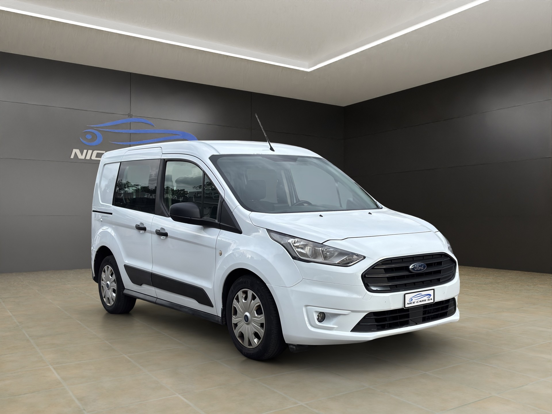 FORD Tourneo Connect 1.5 EcoBlue Trend-showroom-element-2