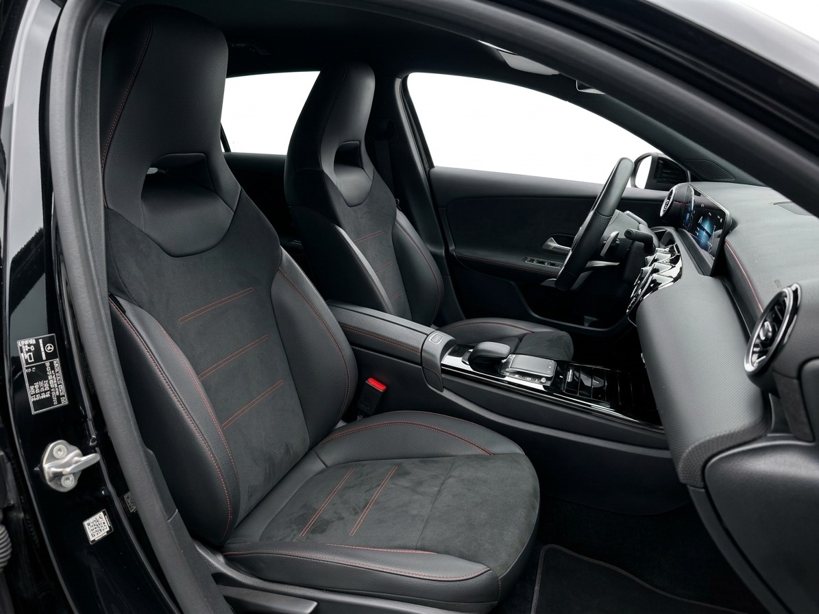 MERCEDES-BENZ A 200 AMG Line CH FAHRZEUG-image-7