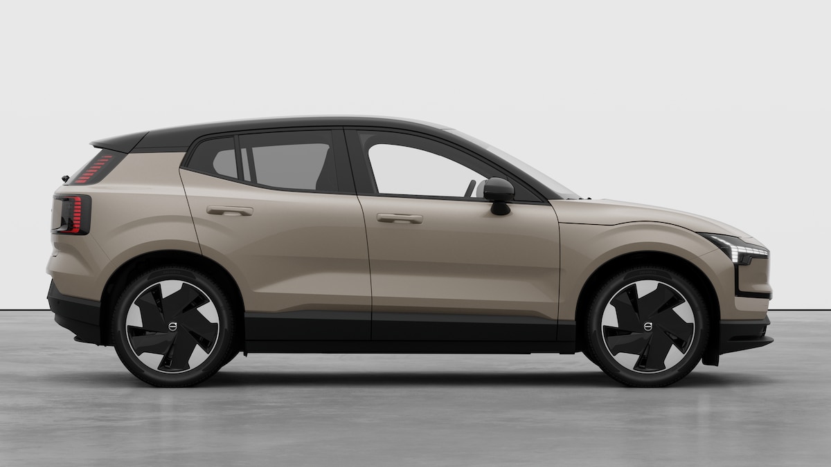 VOLVO EX30 E60 Plus-showroom-element-3