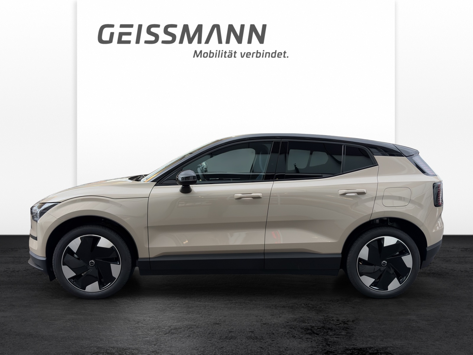 VOLVO EX30 E60 Plus-image-2