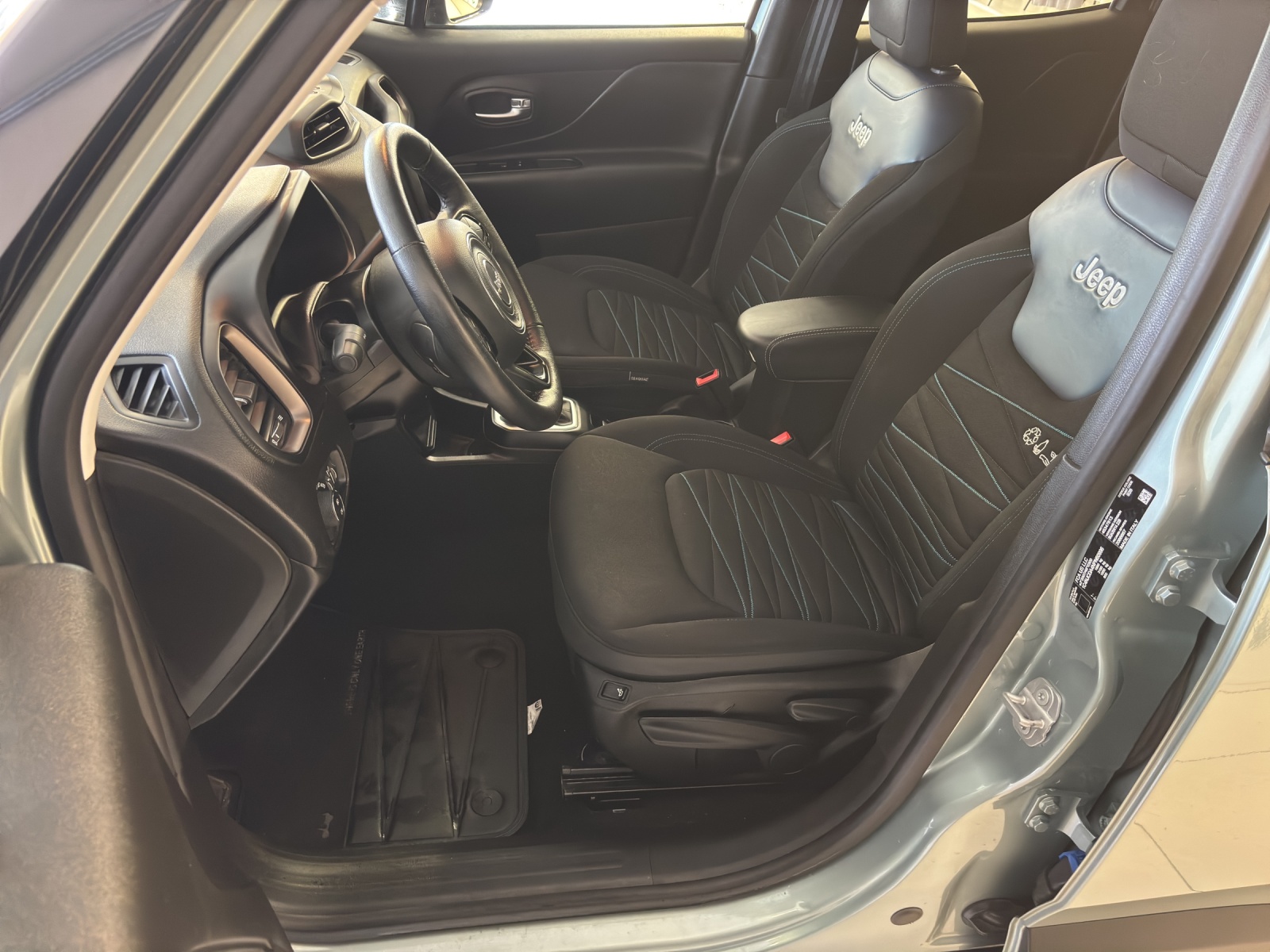 JEEP RENEGADE 1.5 Turbo Sustainab-image-8