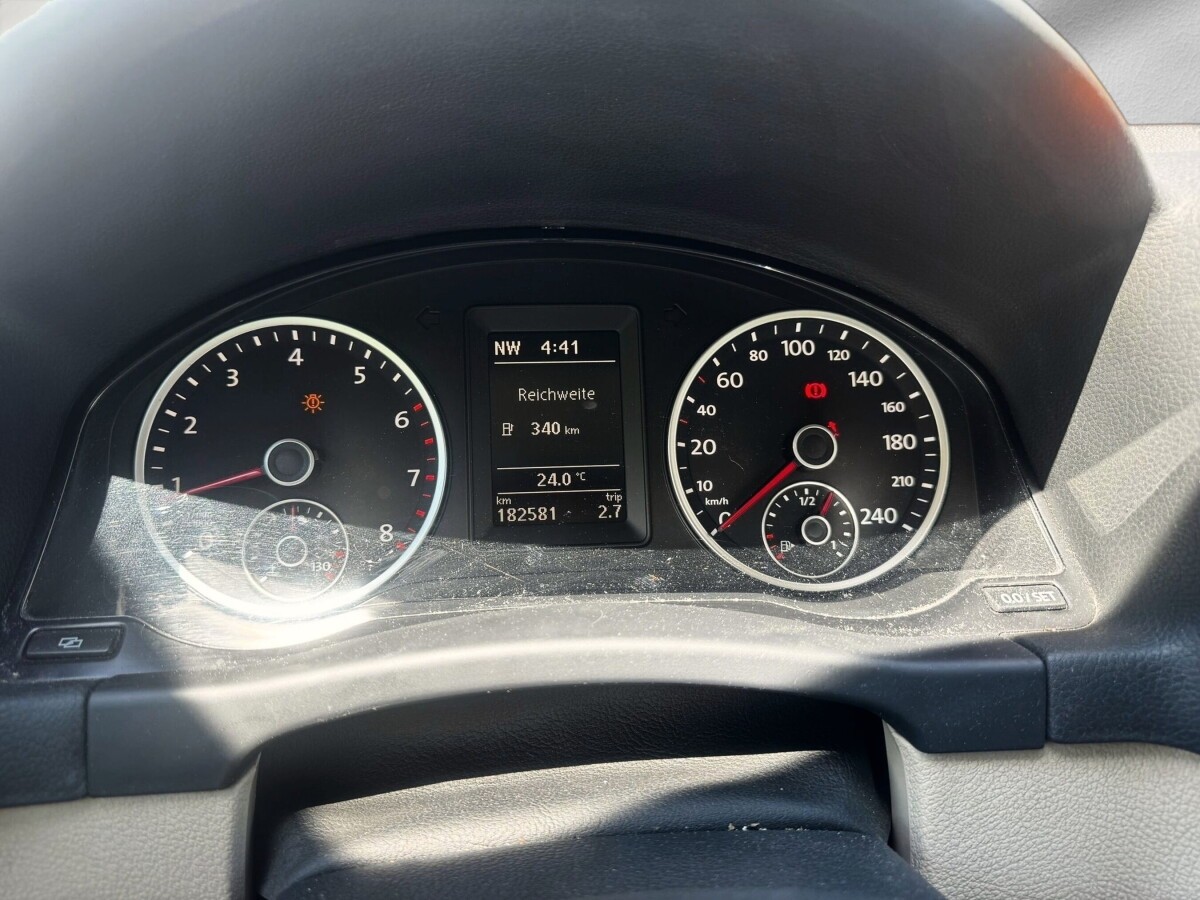 VW Tiguan 1.4 TSI Sport&Style-image-9