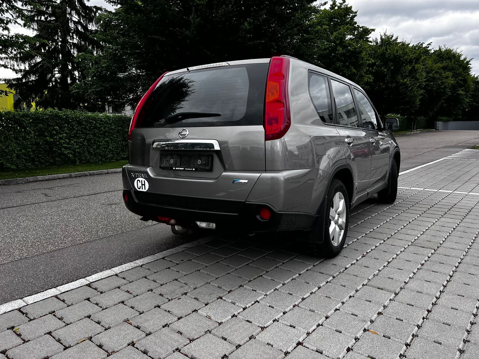 NISSAN X-Trail 2.5 16V Platinum-image-4