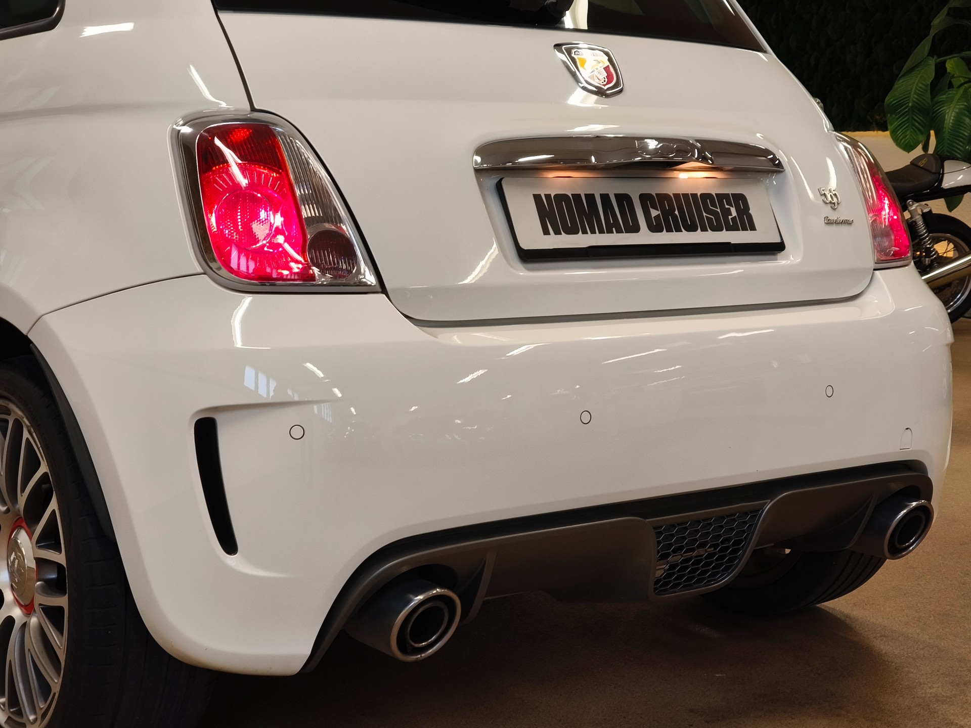 FIAT 595 1.4 16V Turbo Abarth Turismo-image-15