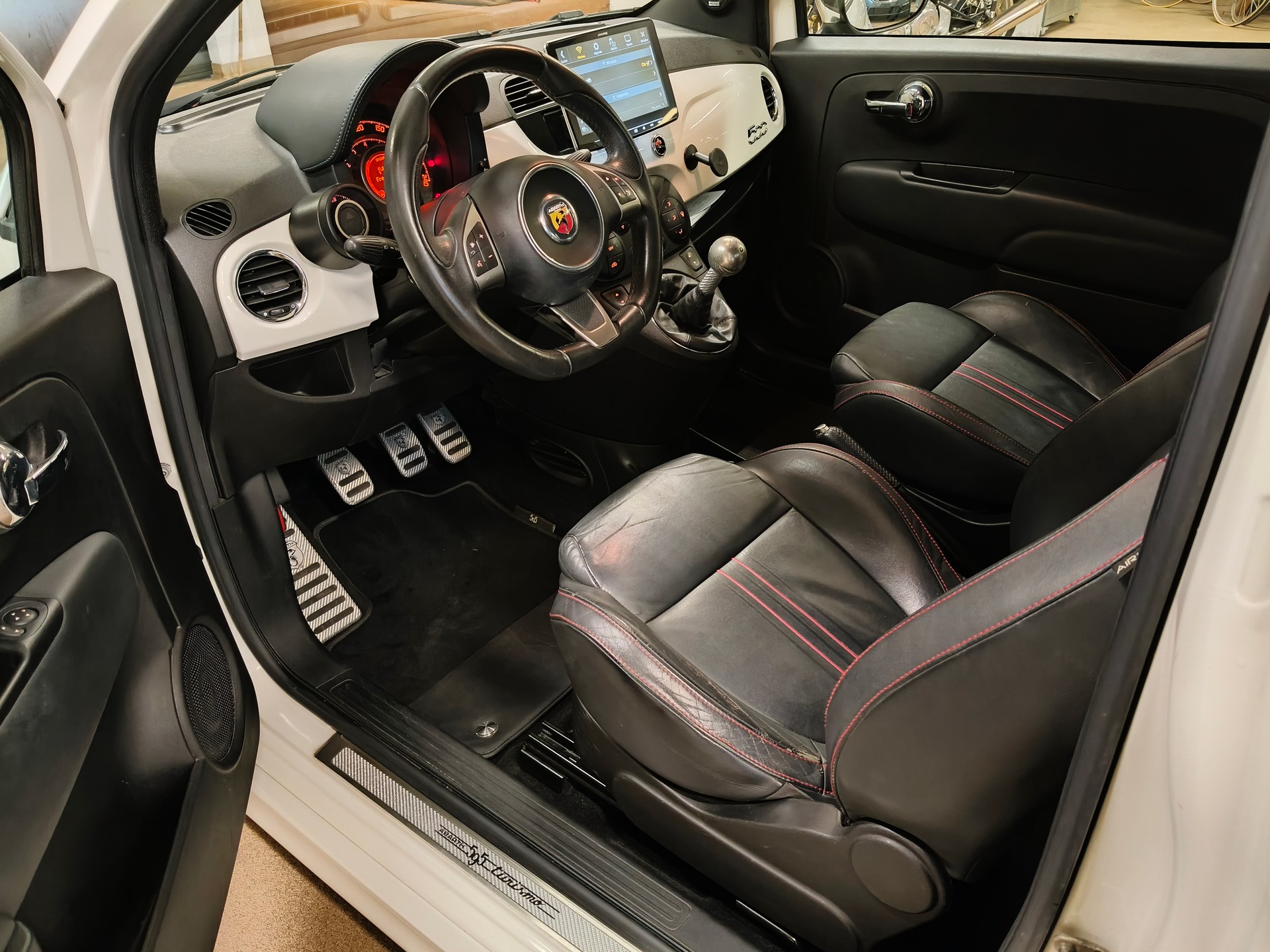 FIAT 595 1.4 16V Turbo Abarth Turismo-image-20