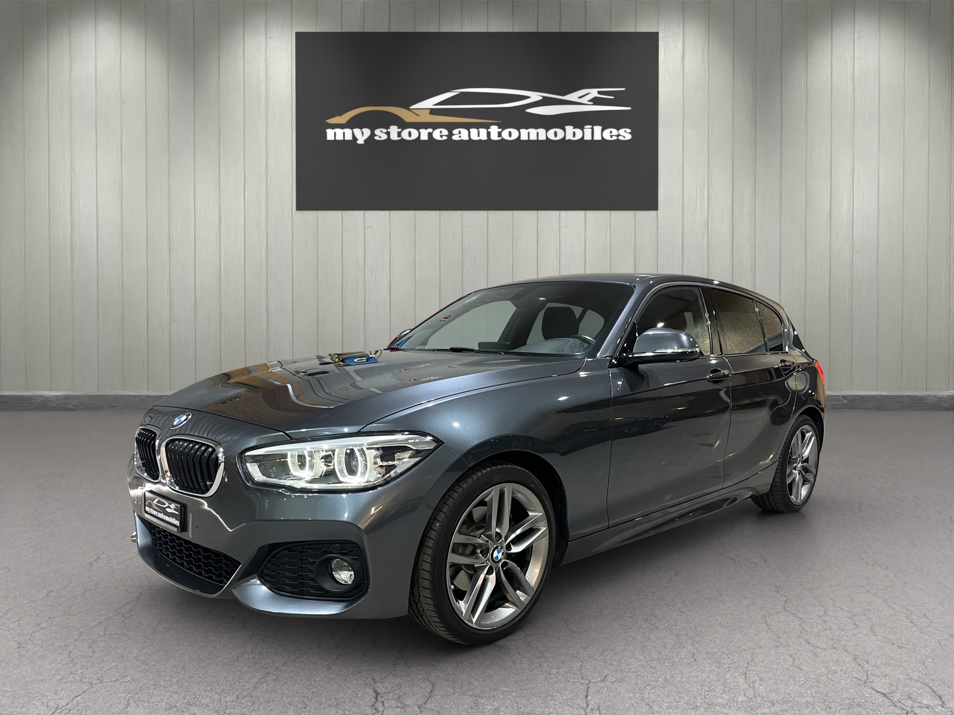 BMW 120d xDrive Edition M Sport Steptronic-showroom-element-3