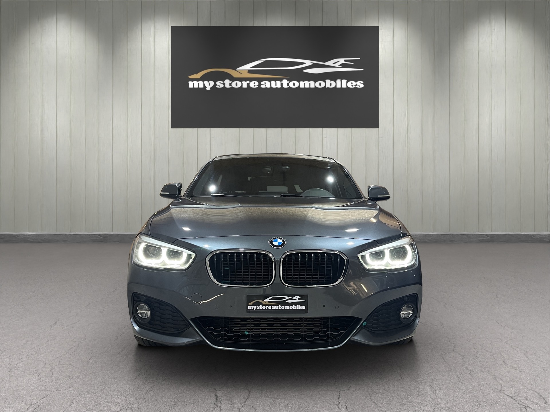 BMW 120d xDrive Edition M Sport Steptronic-showroom-element-2