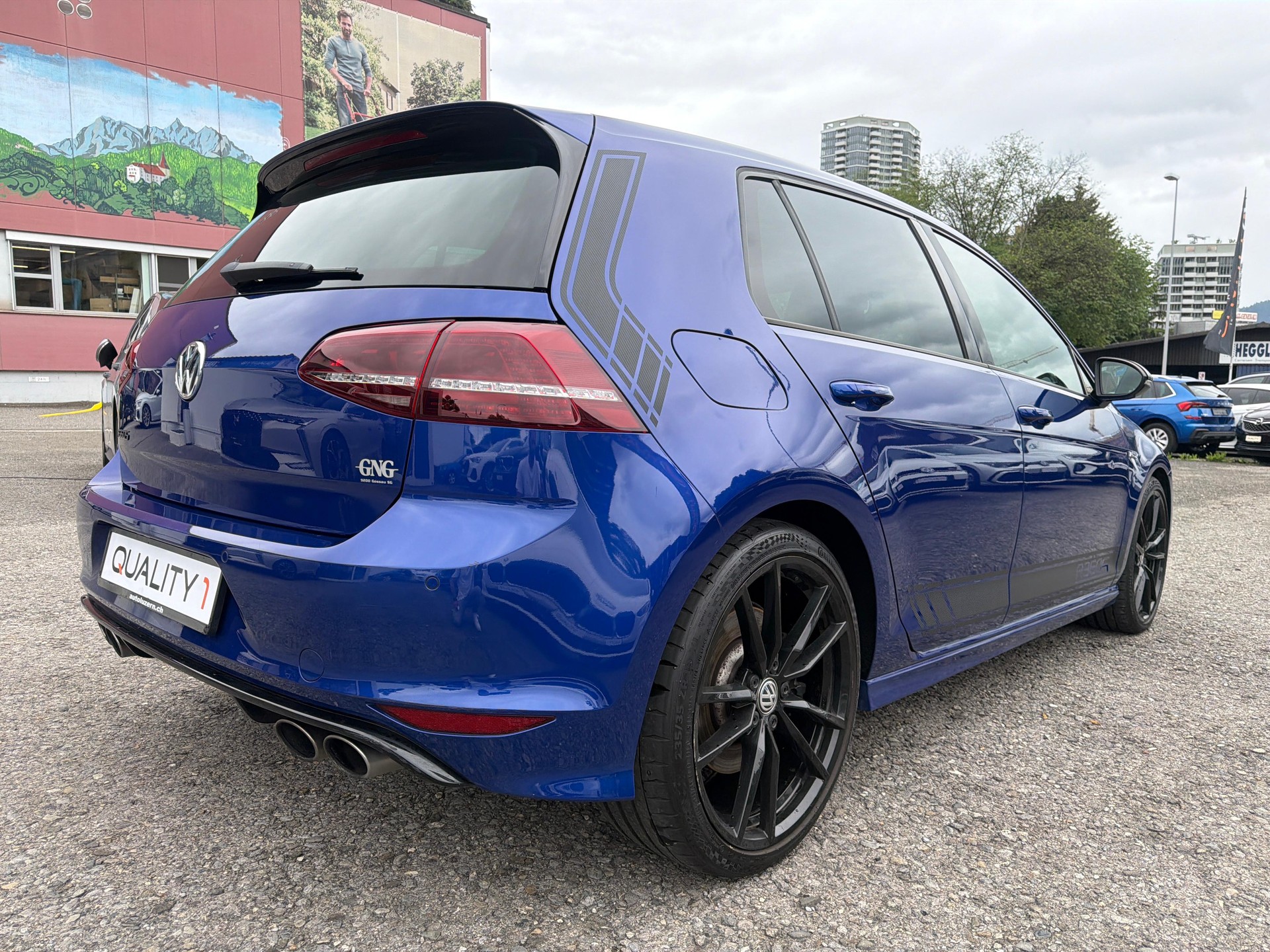 VW Golf 2.0 TSI R 360S 4Motion DSG-image-11