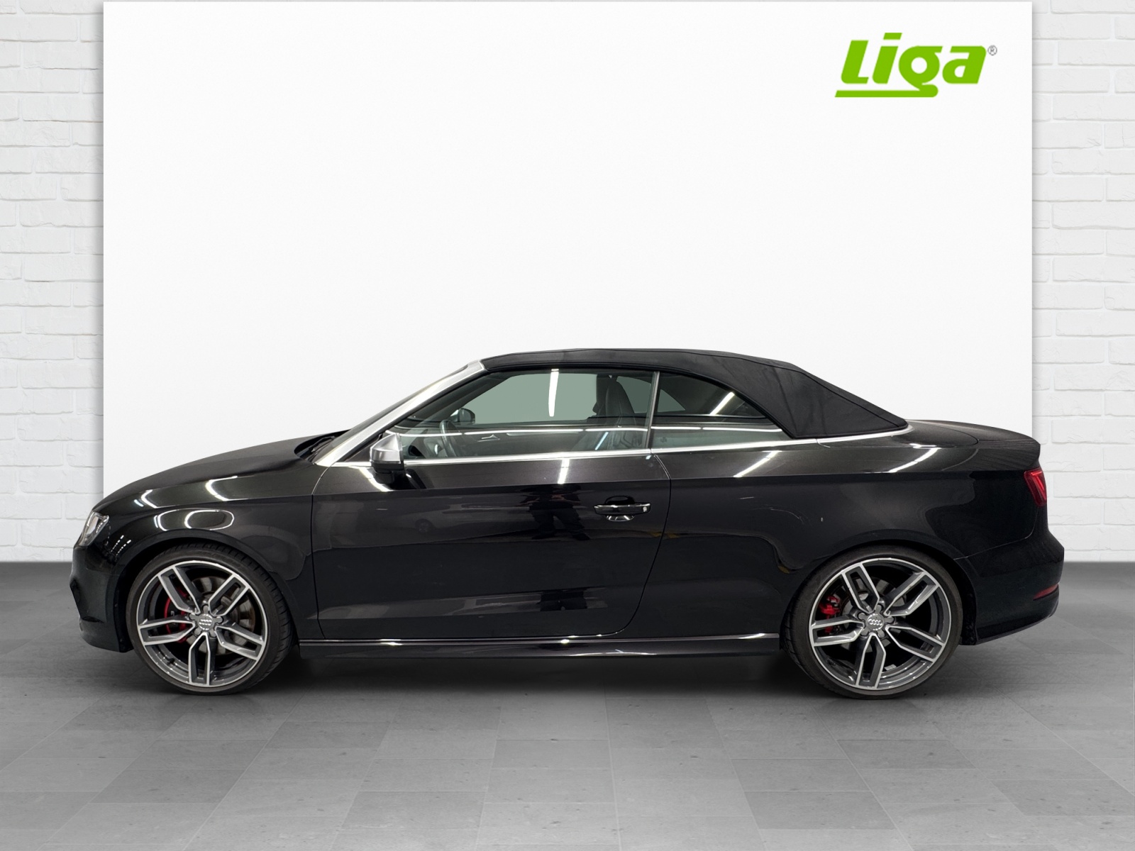 AUDI S3 Cabriolet 2.0 T FSI quattro S-Tronic-showroom-element-2