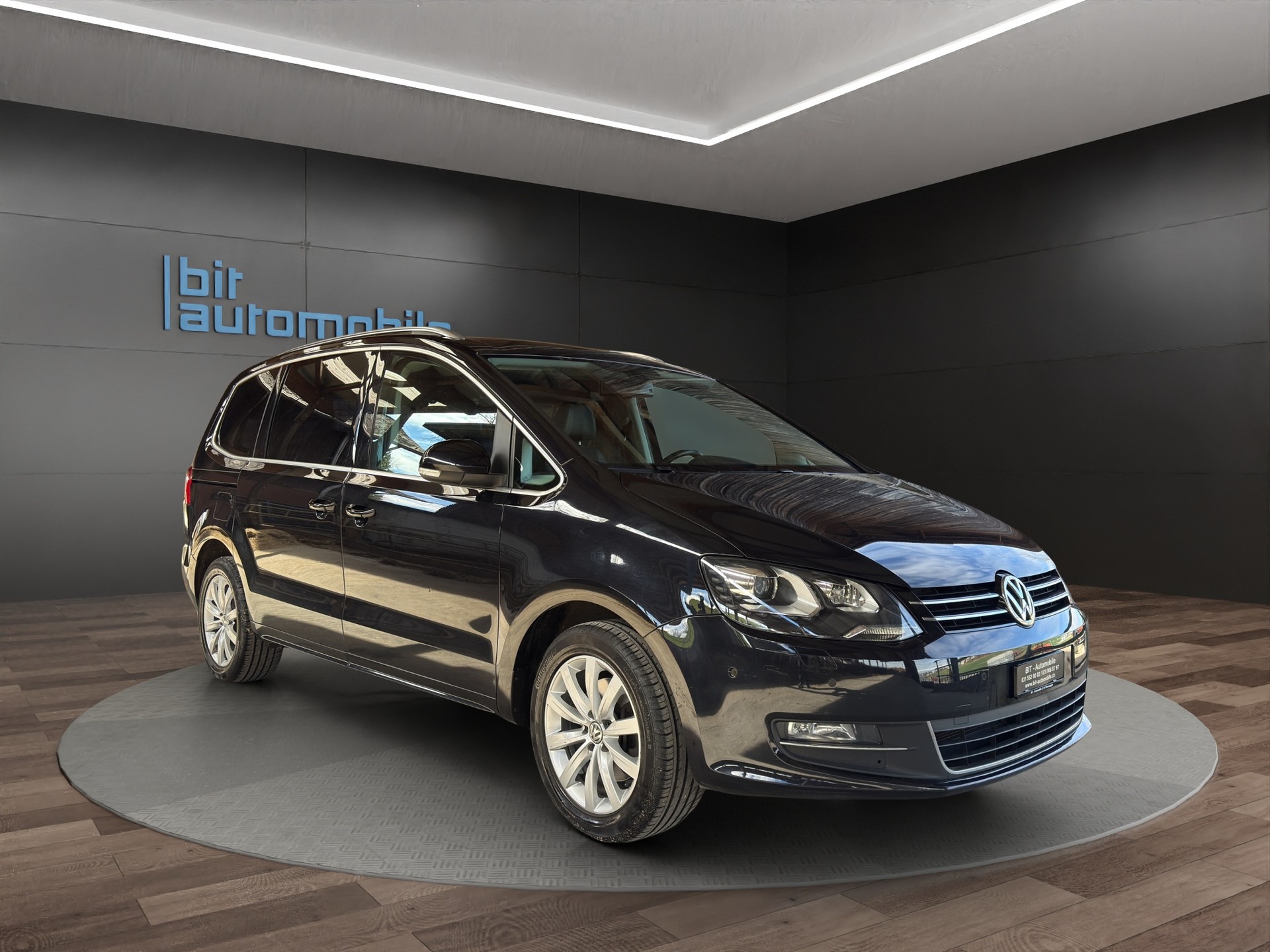 VW Sharan 2.0 TSI Highline DSG 7Plätzer-image-8