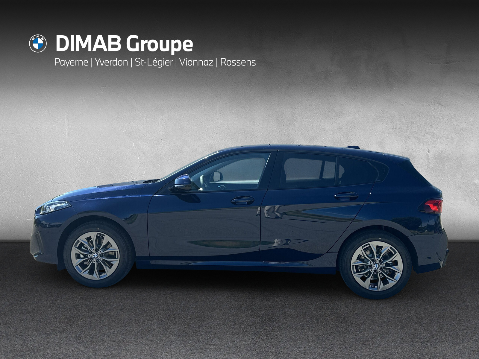 BMW 116 Steptronic-showroom-element-1