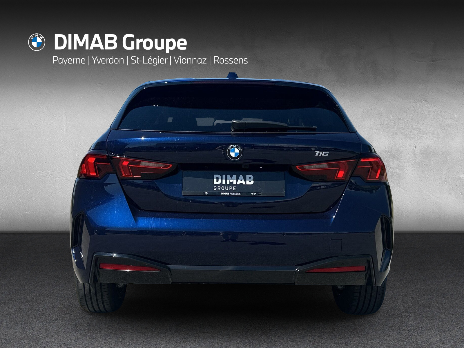 BMW 116 Steptronic-showroom-element-3