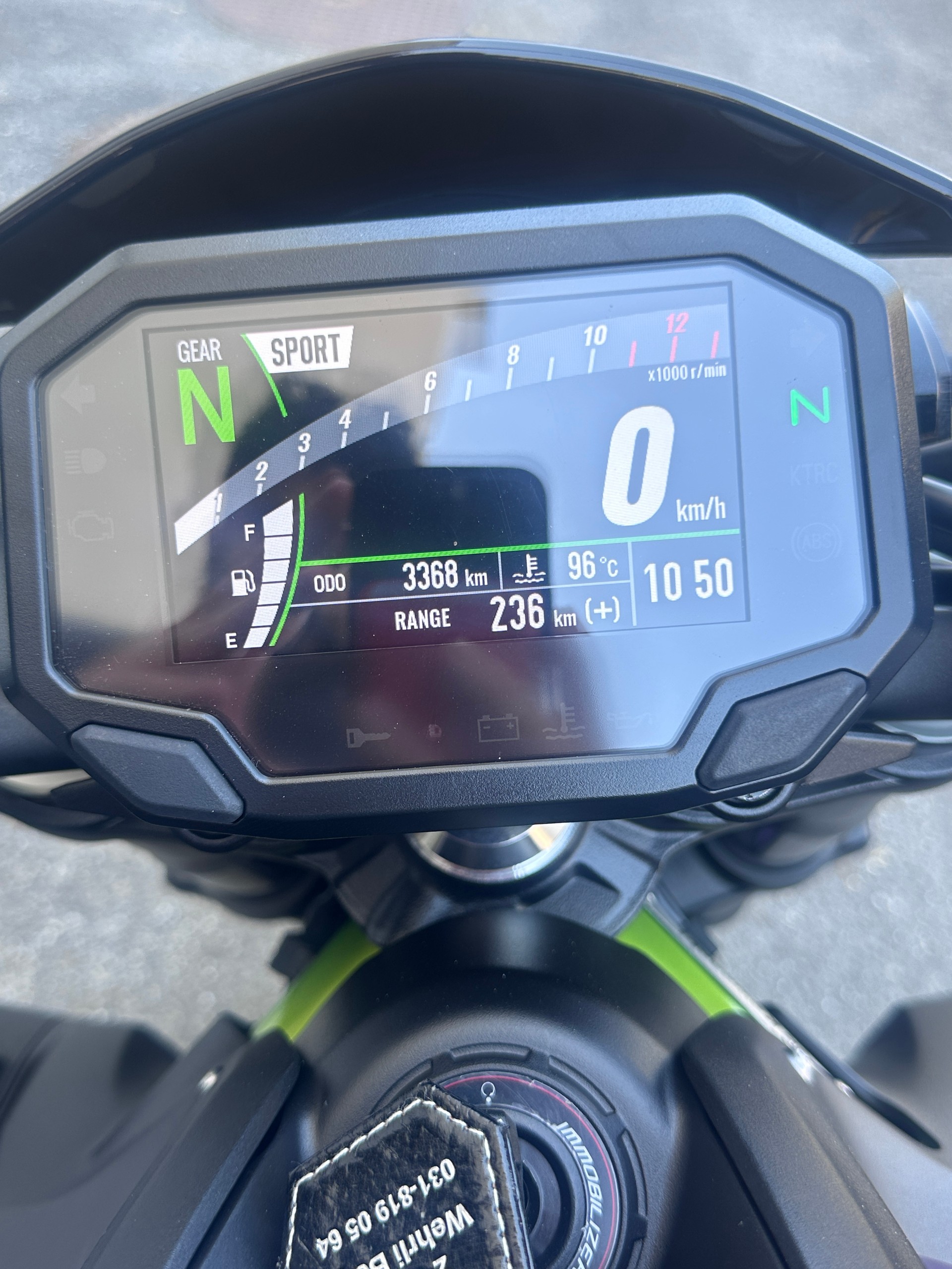 KAWASAKI Z 900-image-2