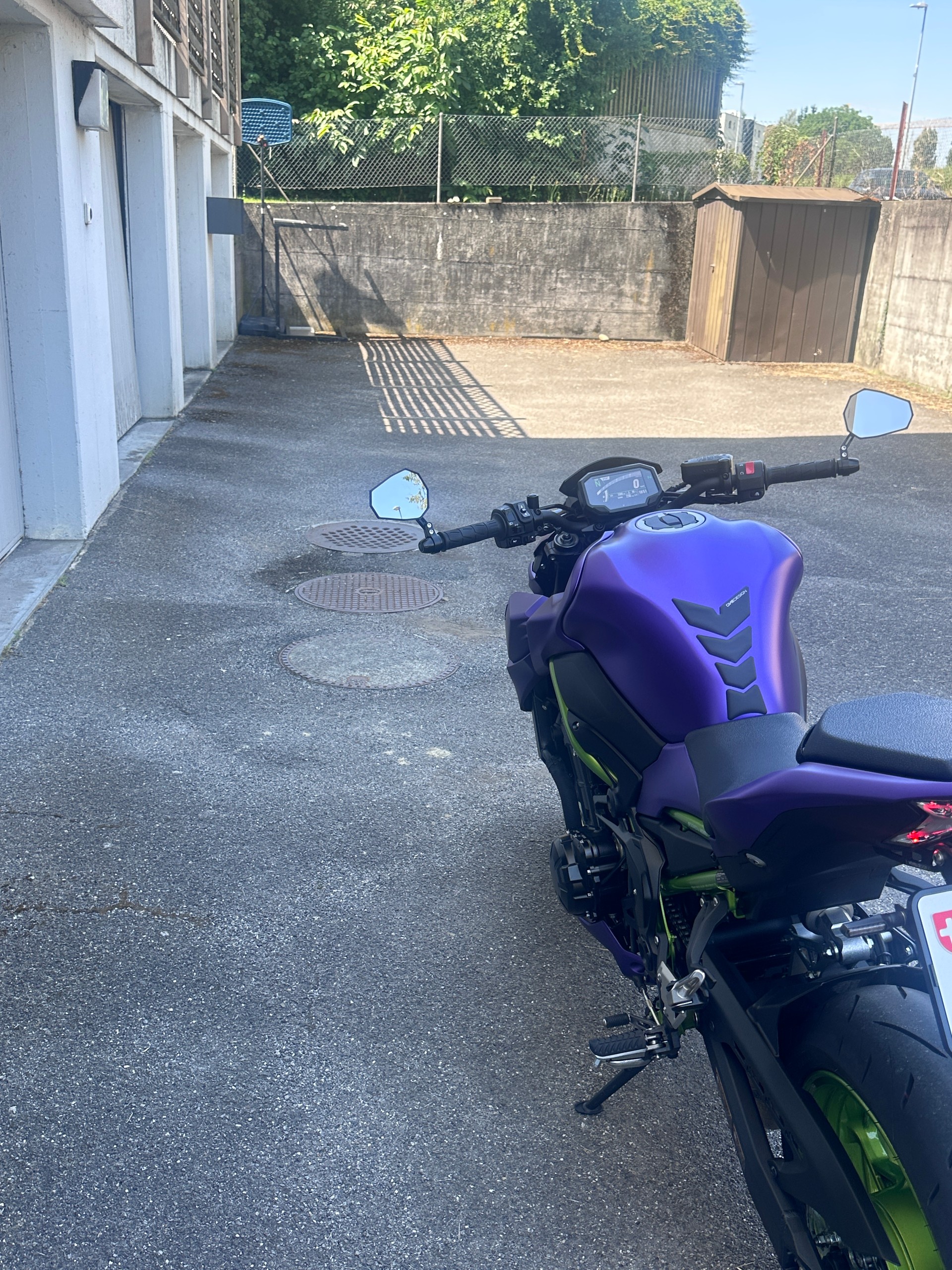 KAWASAKI Z 900-image-1
