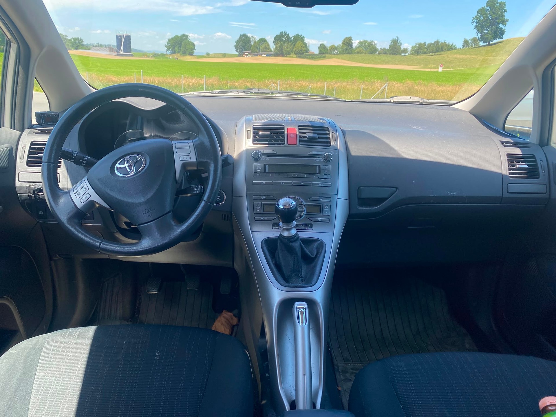 TOYOTA Auris 2.0 D-4D Linea Sol-image-9