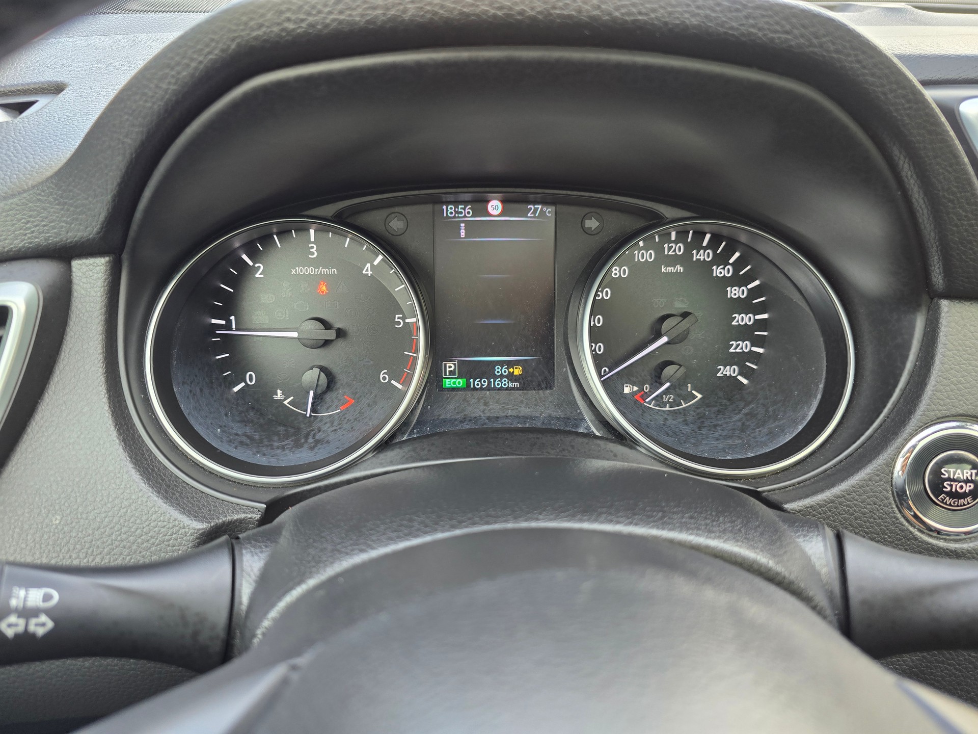 NISSAN Qashqai 1.6 dCi tekna+ Xtronic CVT-image-21