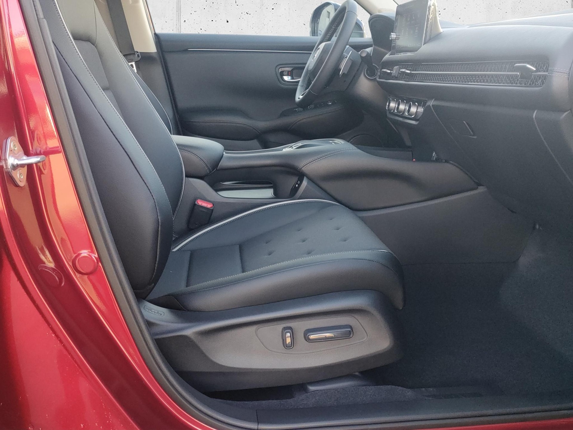 HONDA ZR-V 2.0 i-MMD Advance-image-16