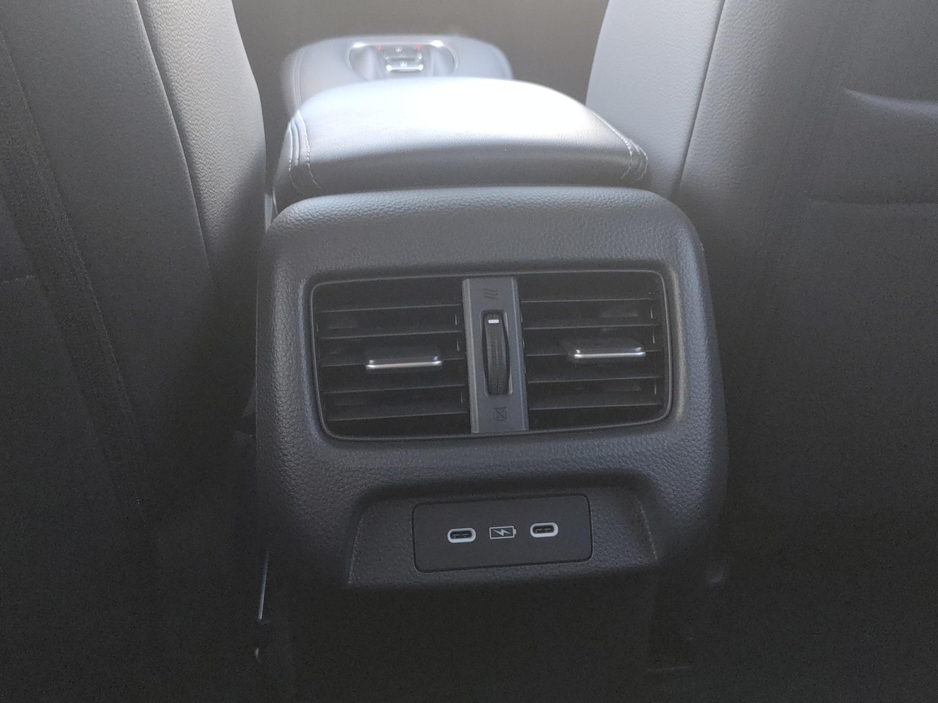 HONDA ZR-V 2.0 i-MMD Advance-image-15