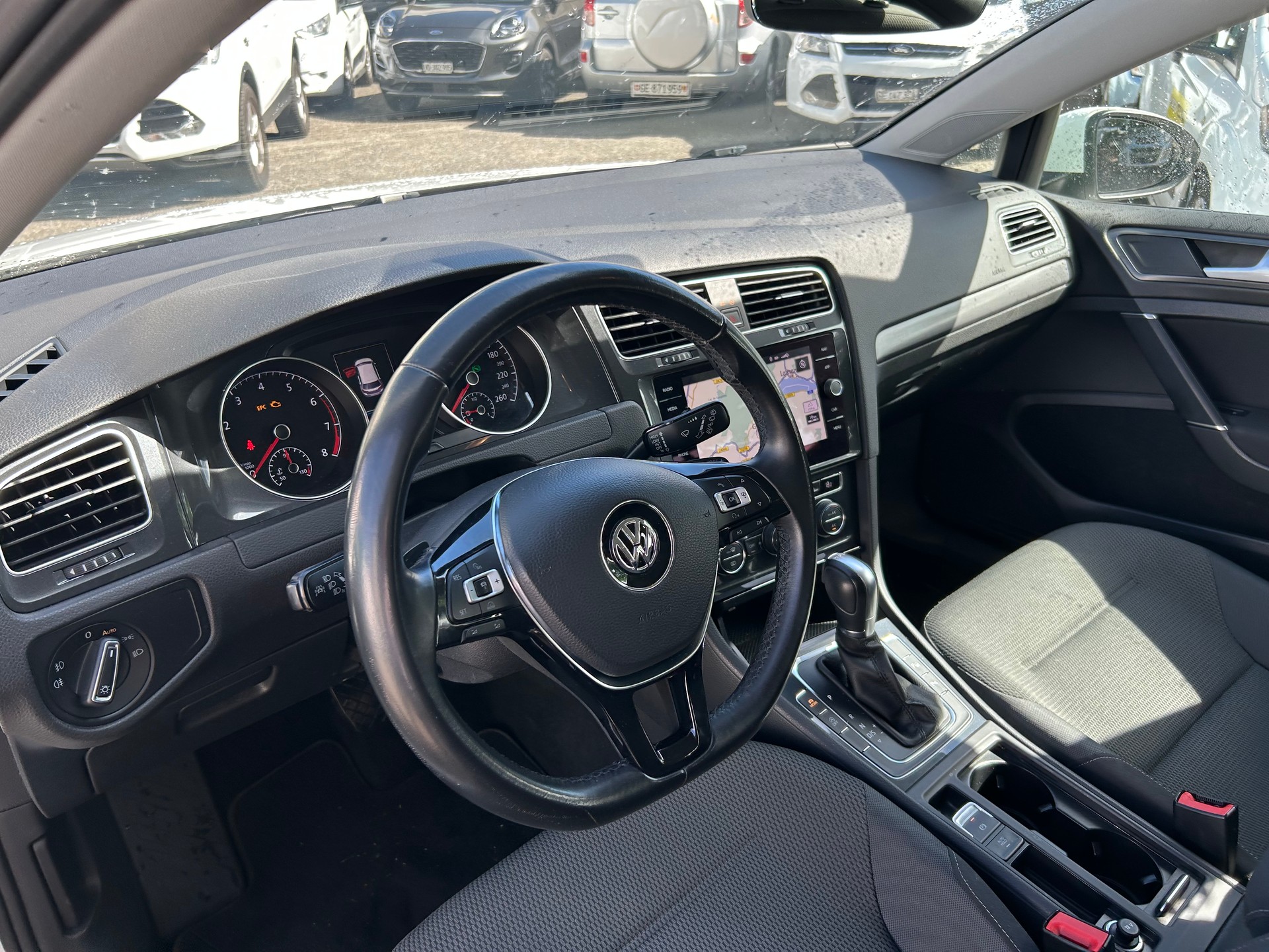 VW Golf 1.4 TSI Comfortline Swiss Line Limited DSG-image-12