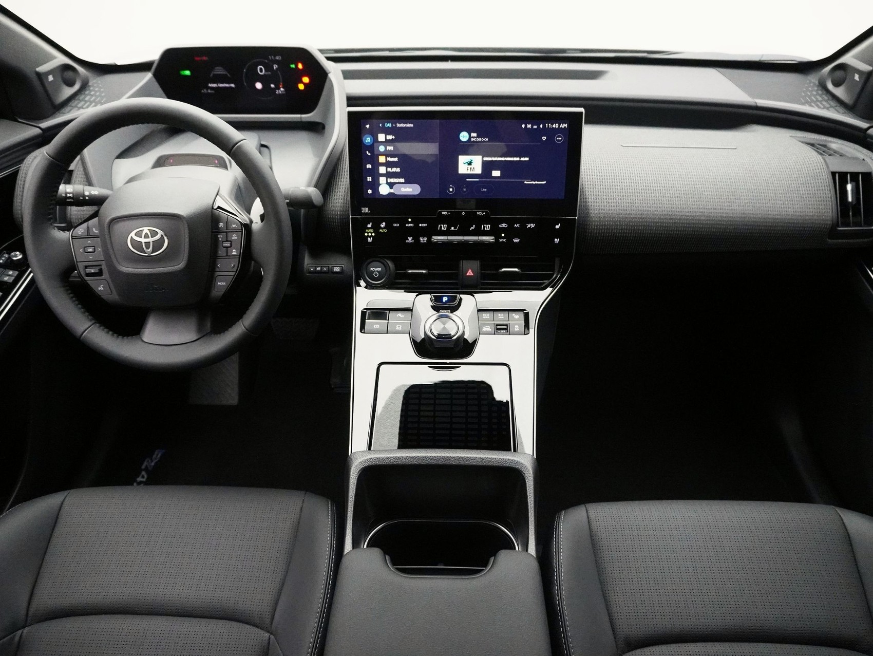 TOYOTA bZ4X Premium 11 KW AWD ** 360° Kamera **-image-8