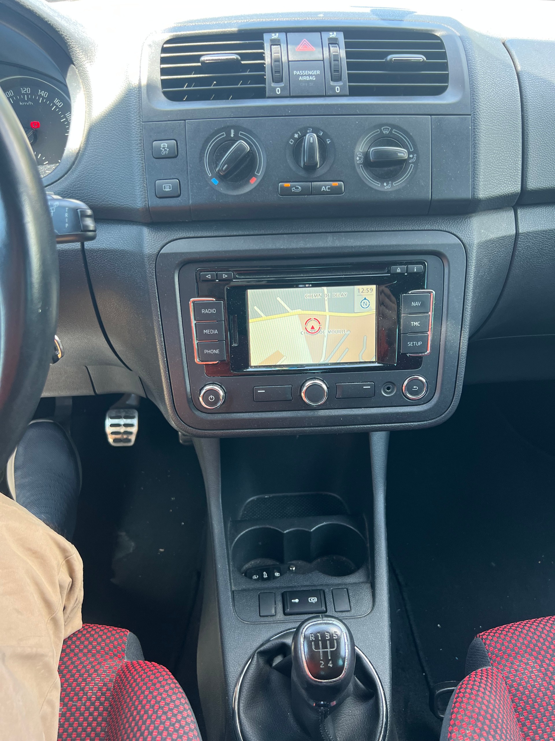 SKODA Fabia 1.2 TSI Monte Carlo-image-10