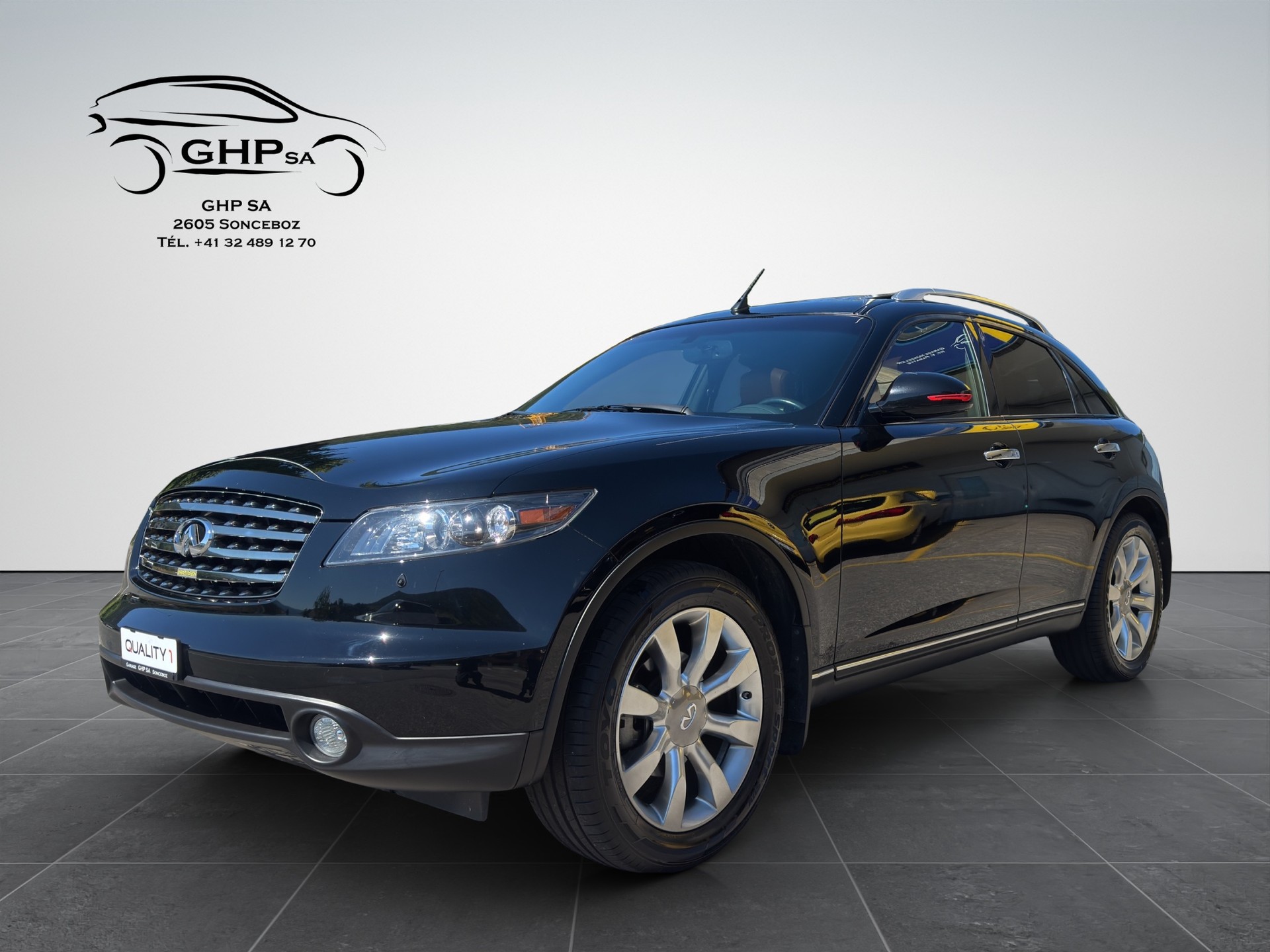 INFINITI FX35