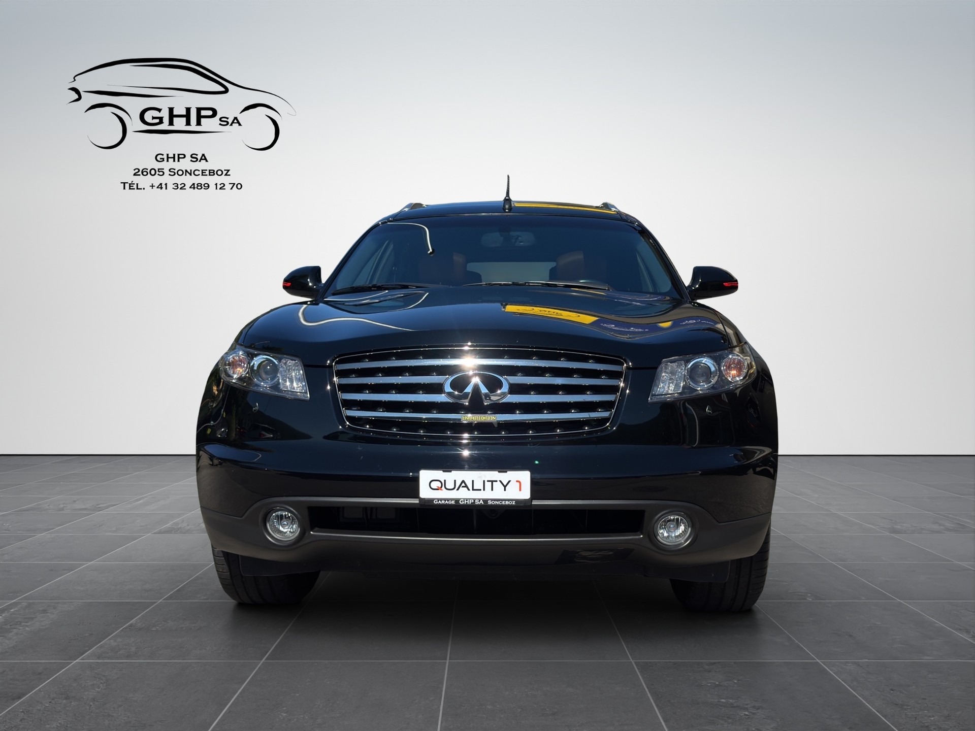 INFINITI FX35-image-4