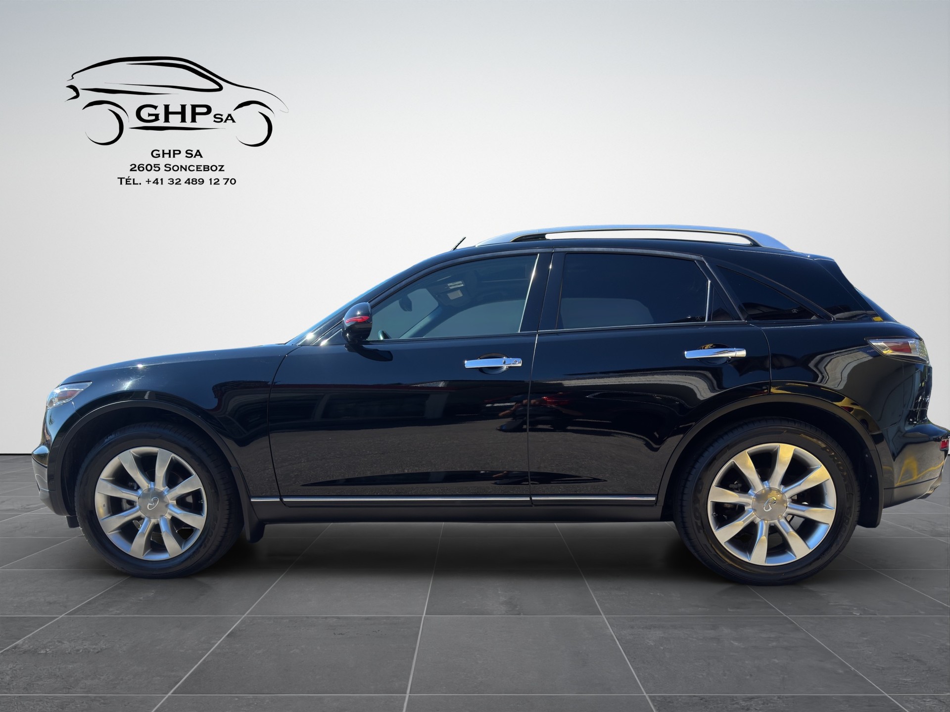 INFINITI FX35-image-7