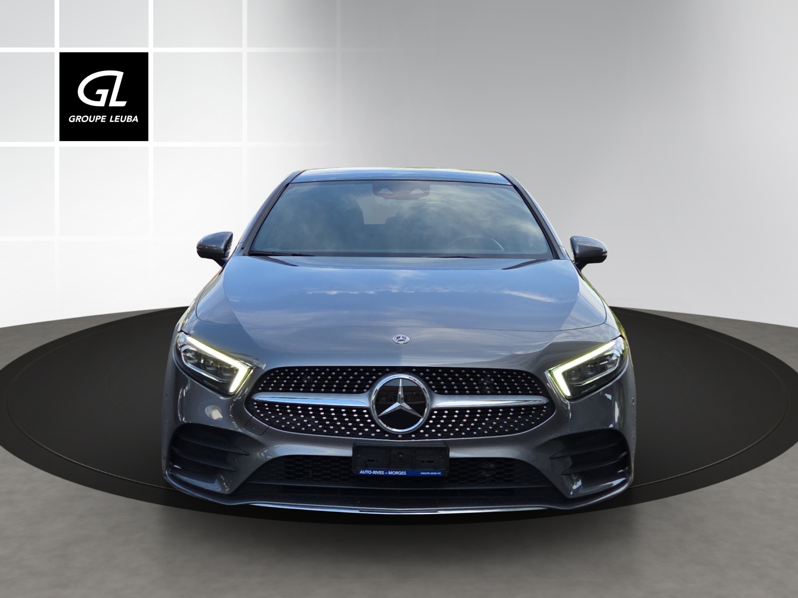 MERCEDES-BENZ A 200 AMG Line 7G-DCT-showroom-element-1