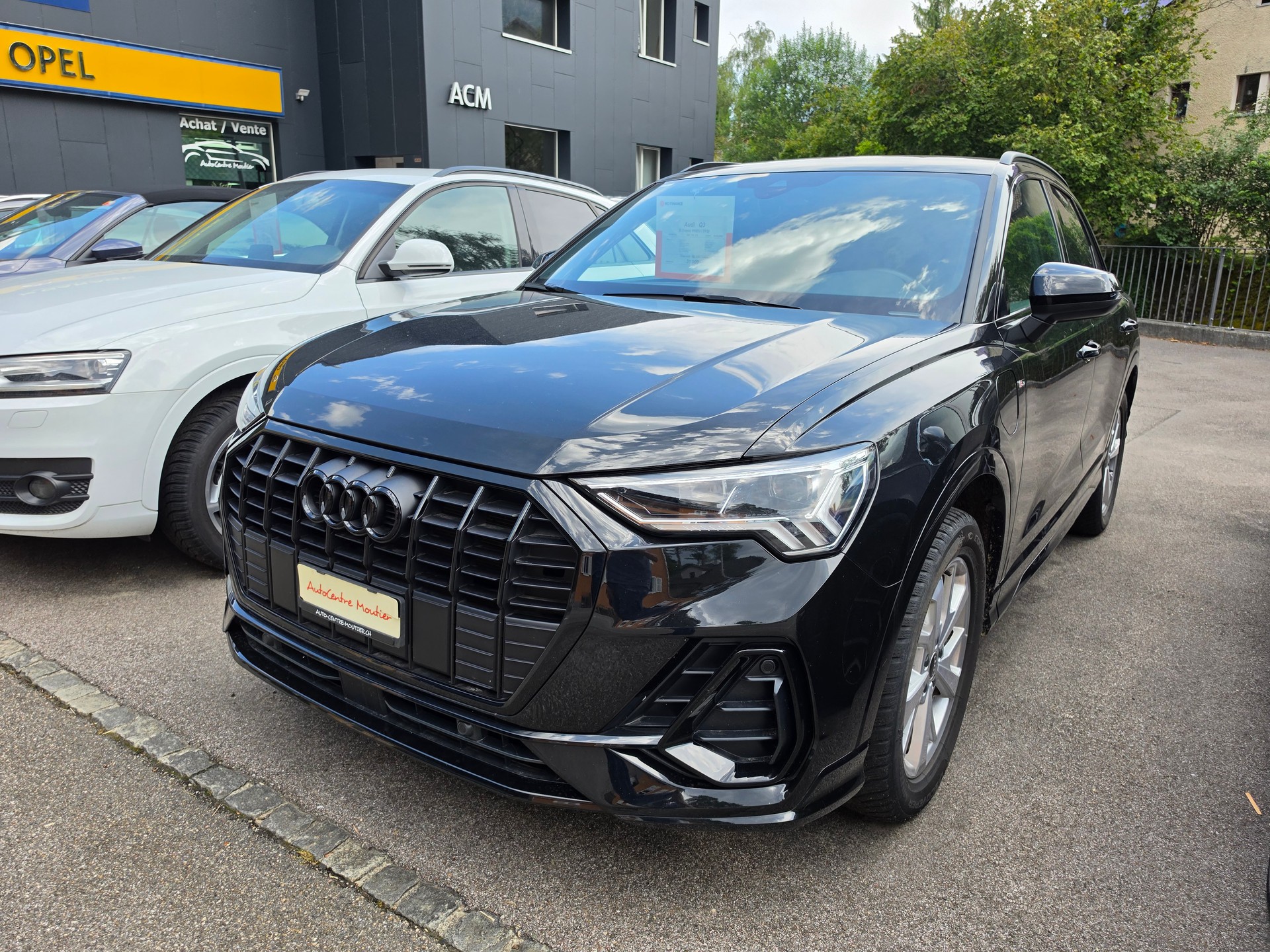 AUDI Q3 45 TFSI quattro S-tronic-image-1