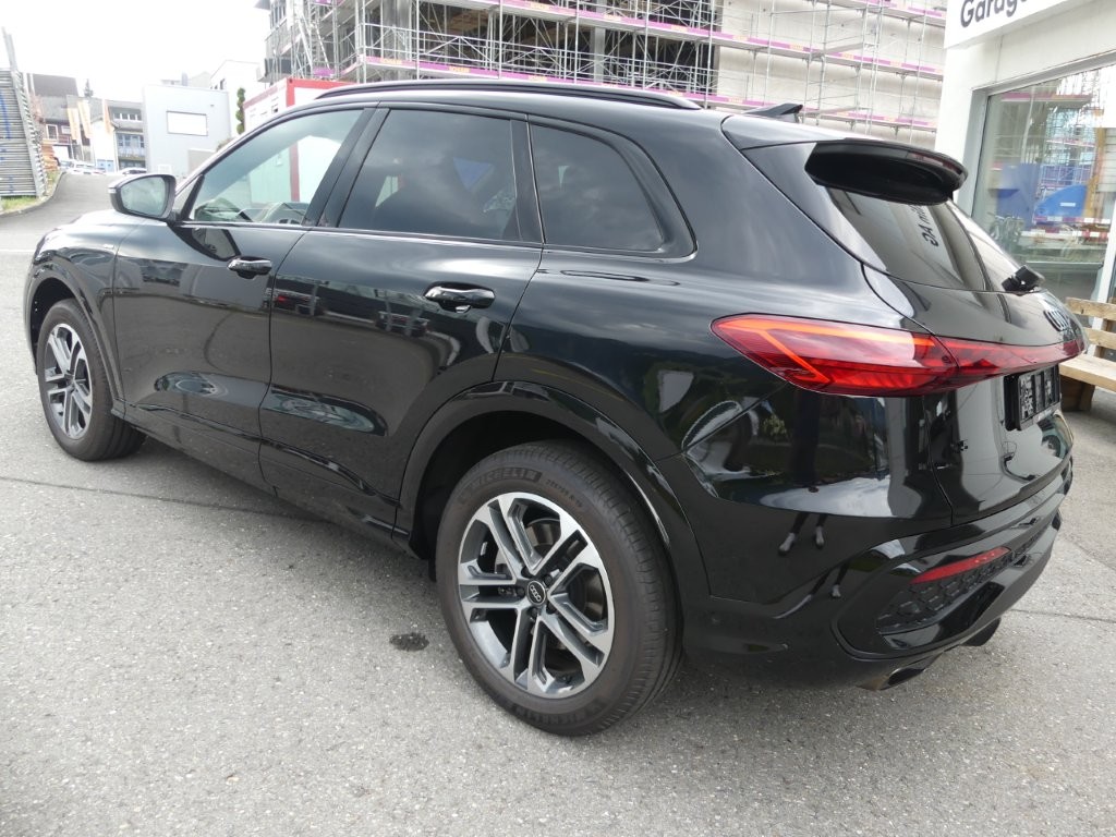 AUDI Q5 TFSI quatto 150 kW S-tronic-showroom-element-1