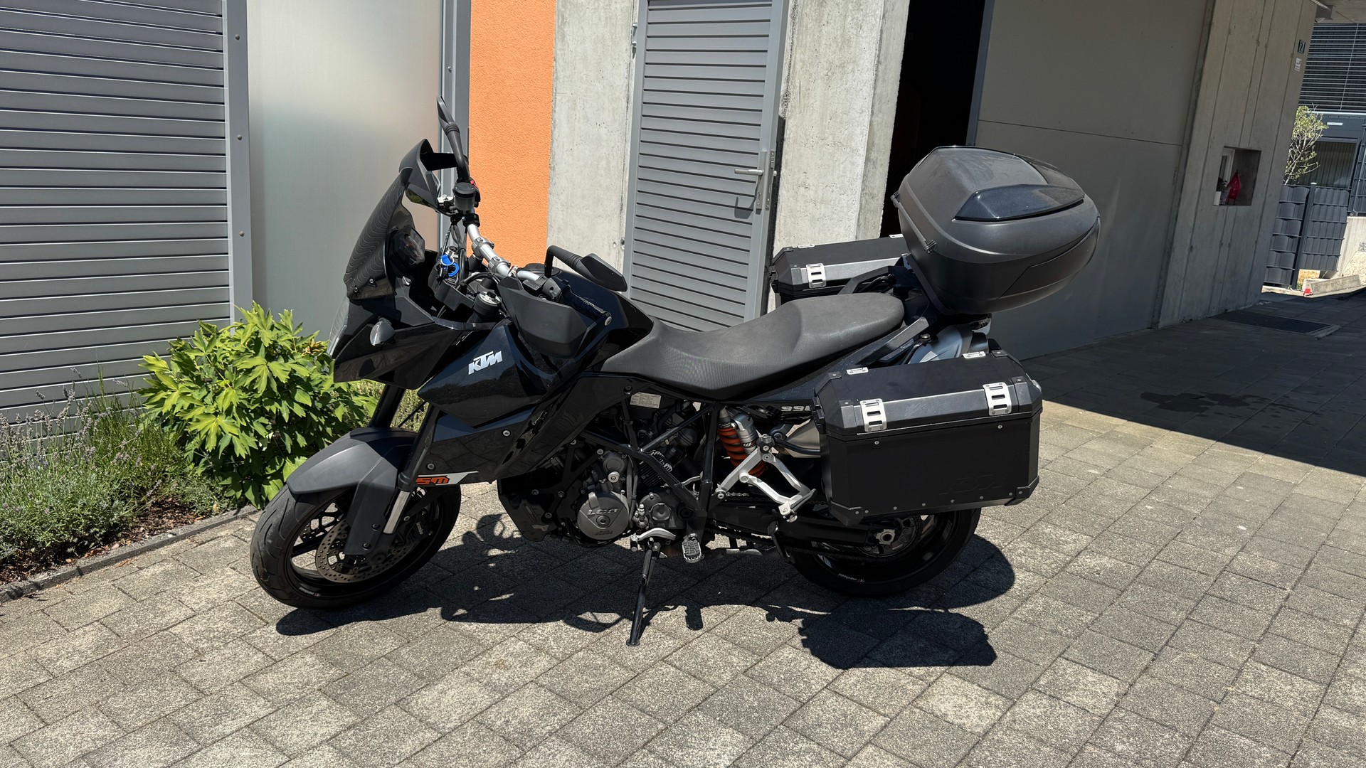 KTM 990 Supermoto T-image-0