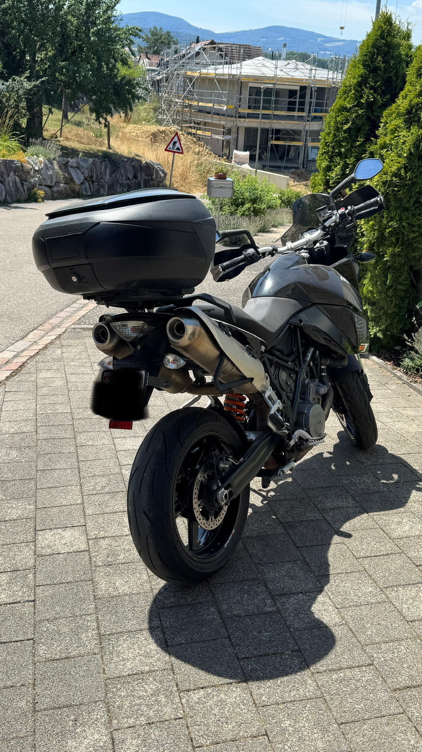 KTM 990 Supermoto T-image-4