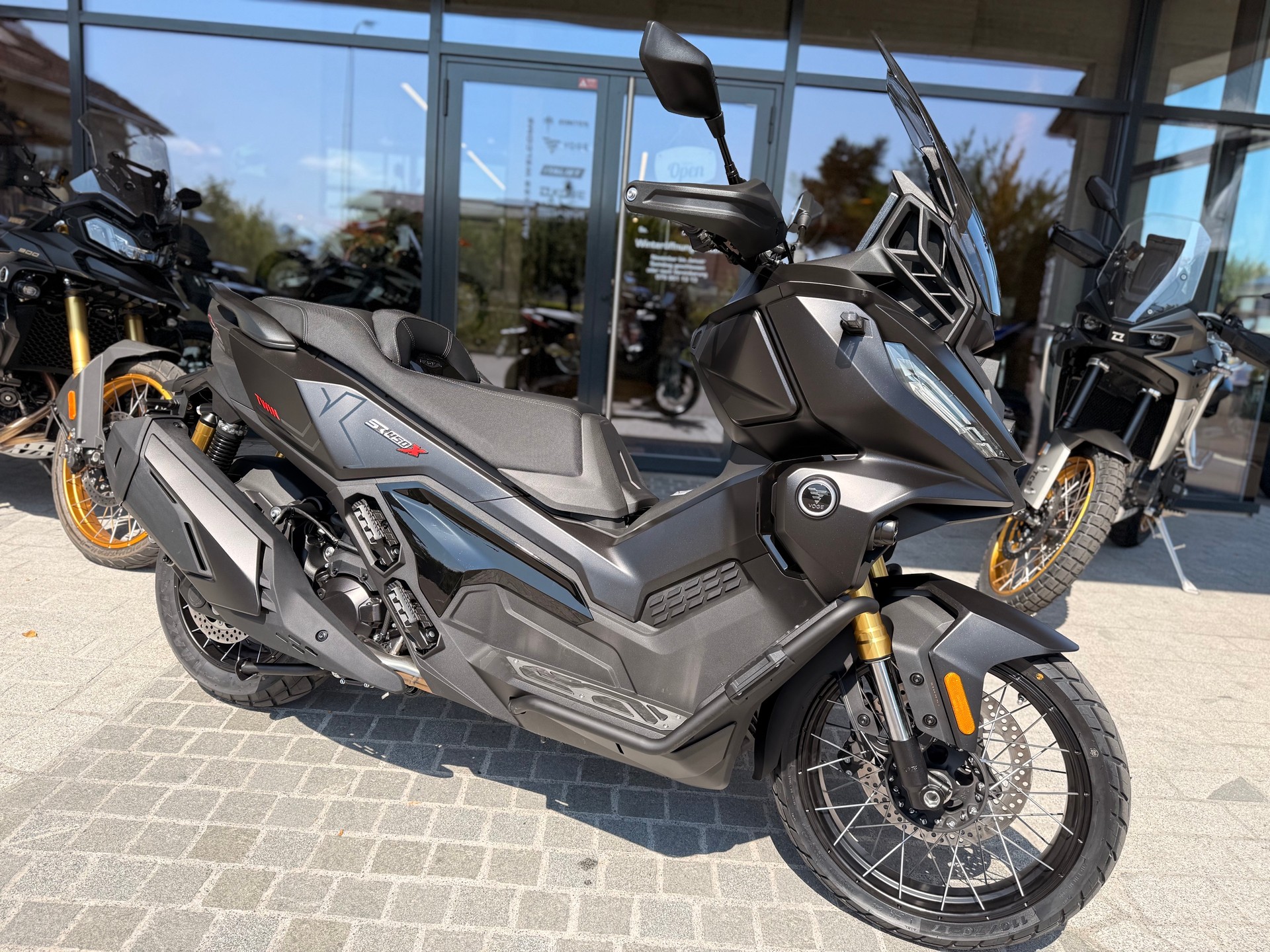 VOGE SR450X-image-2
