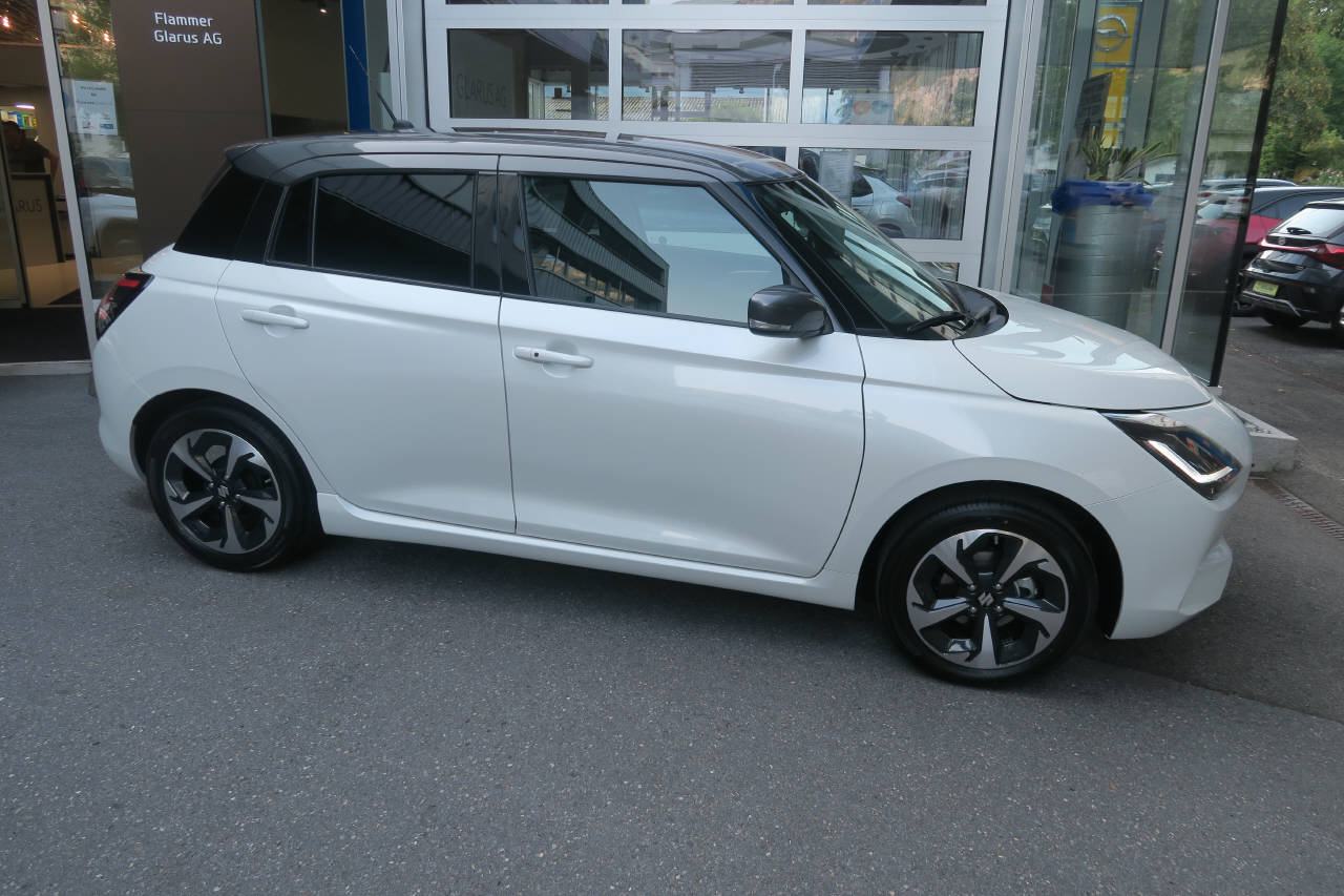 SUZUKI Swift 1.2 Compact Top Hybrid CVT-showroom-element-1