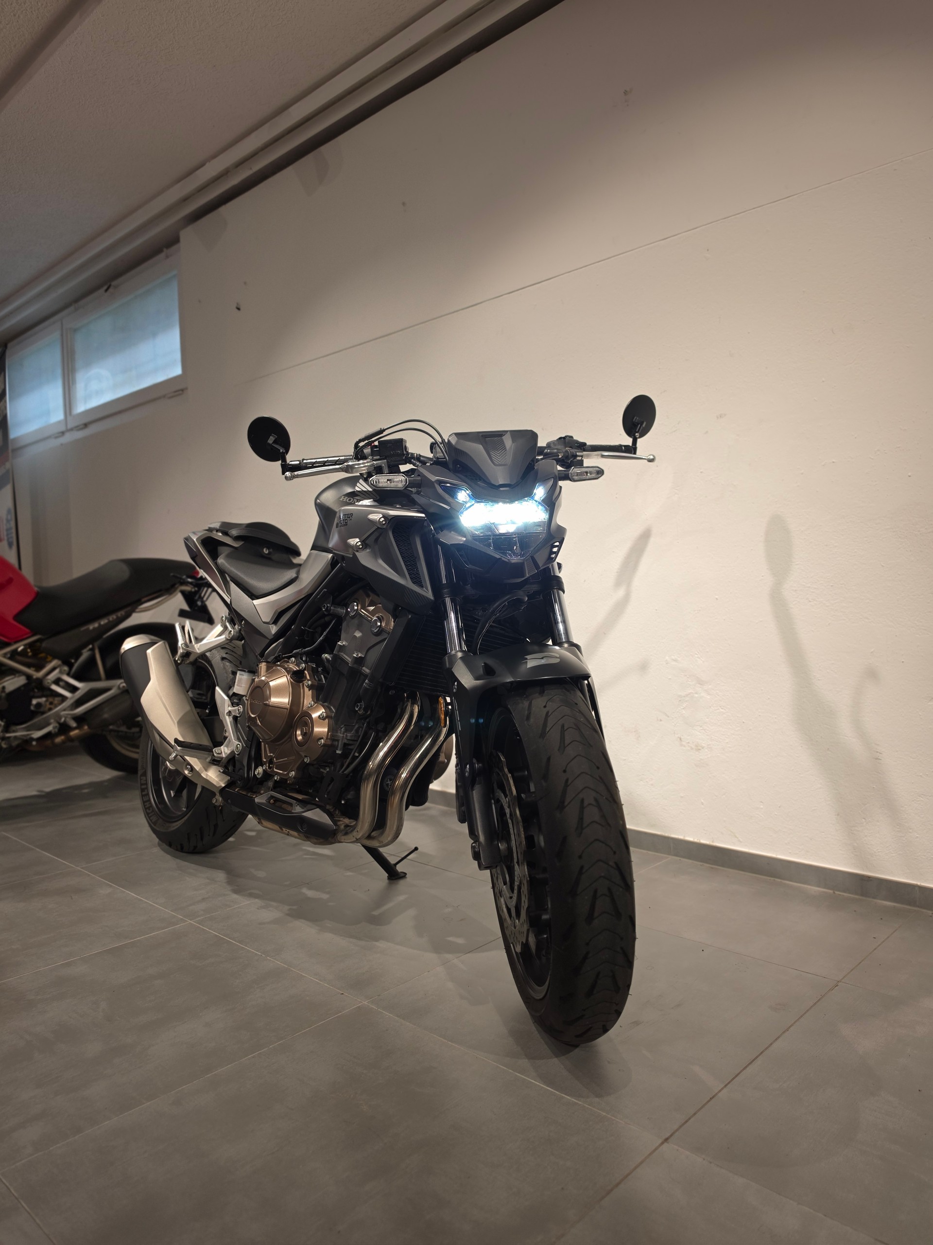 HONDA CB 500 F-image-1